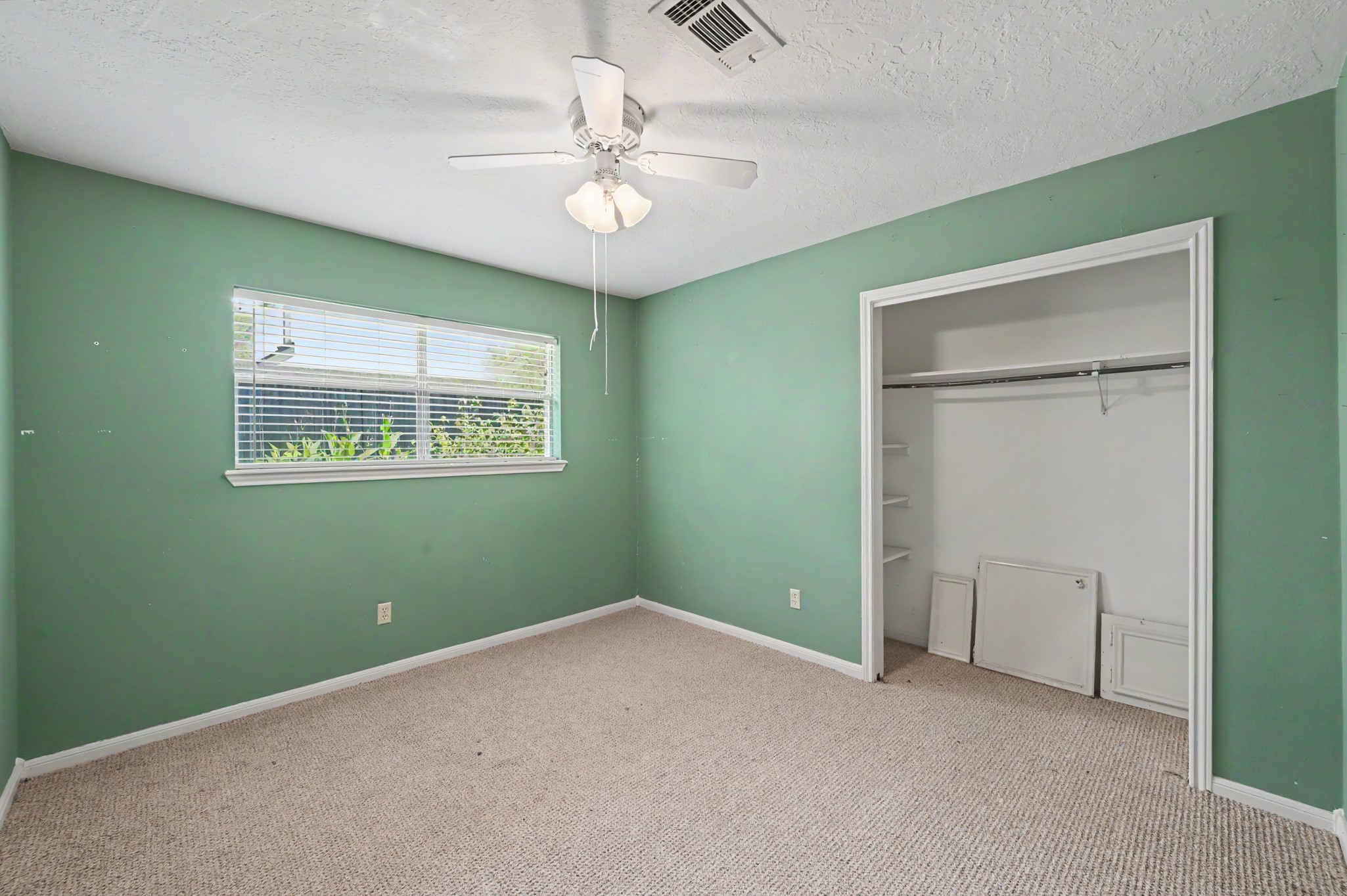 2710 N Logrun Circle Property Photo 11