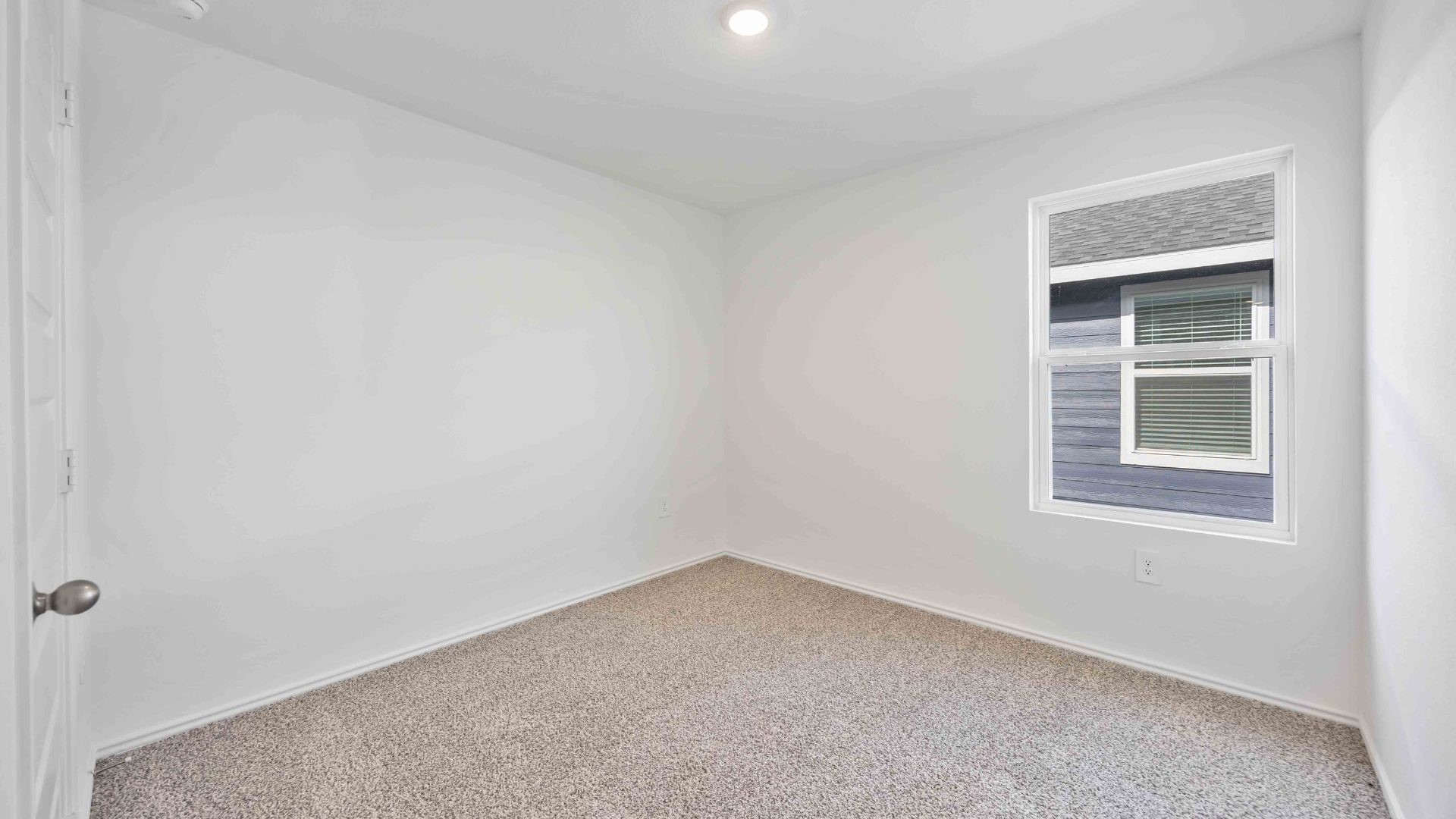 2534 Cedar Ridge Drive Property Photo 5