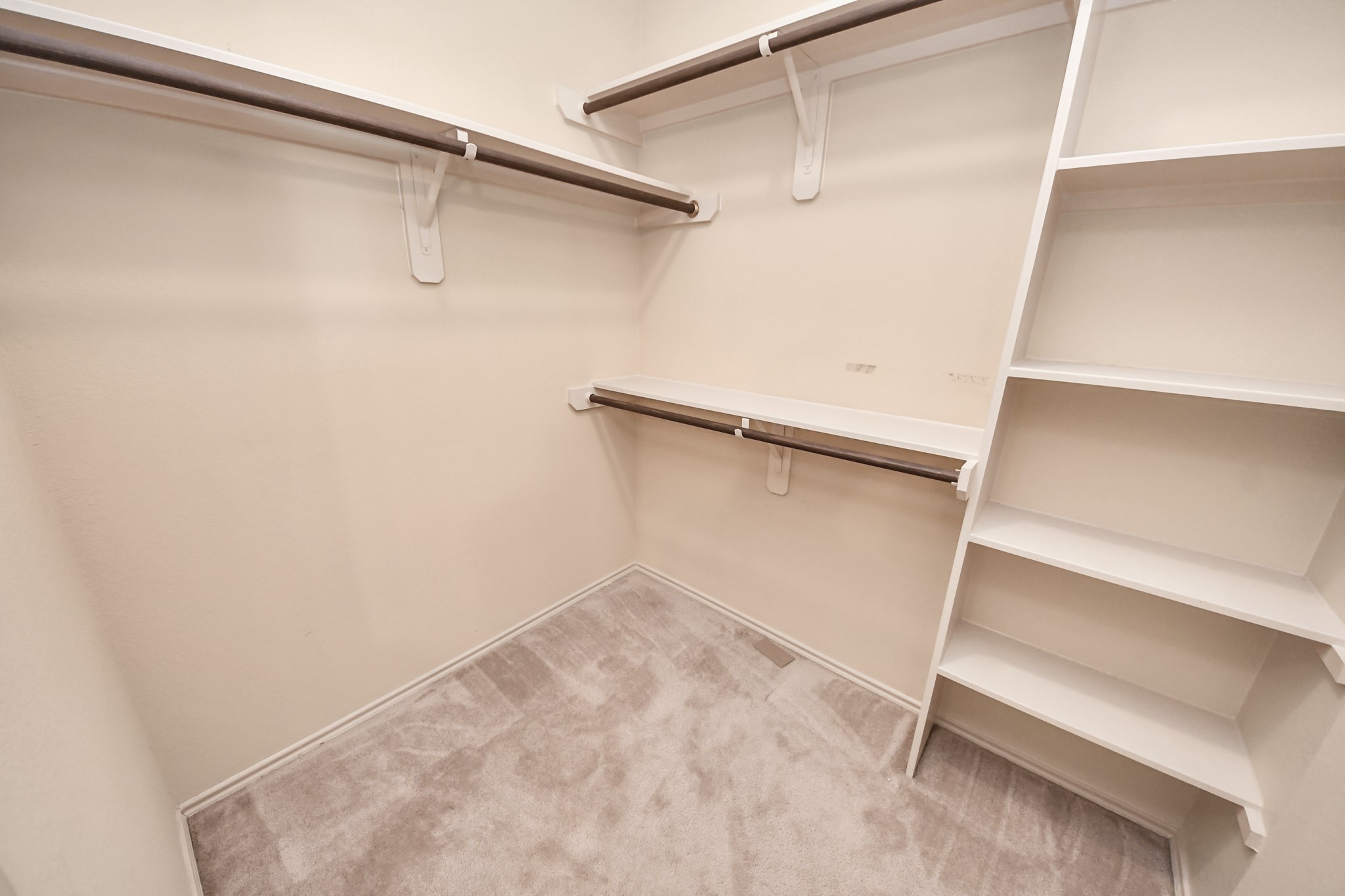 22102 Westerpine Lane Property Photo 35