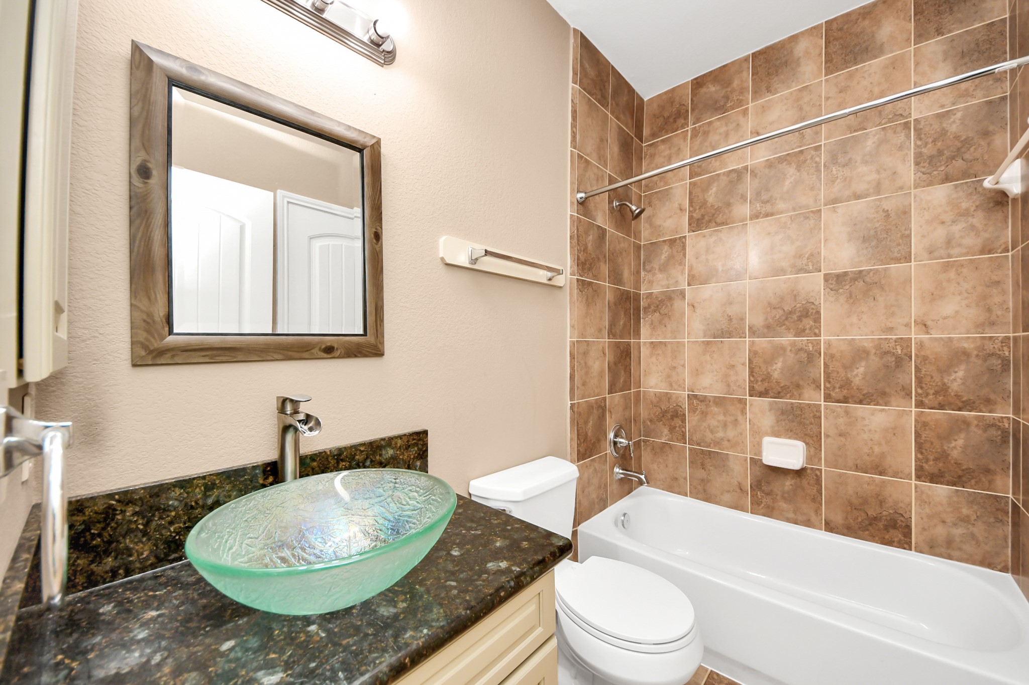22102 Westerpine Lane Property Photo 38