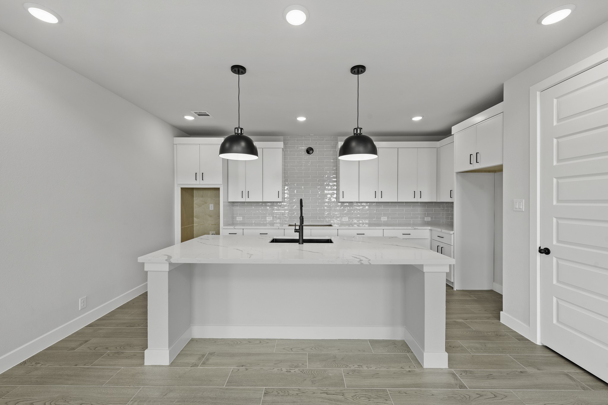 118 Candlelight Ridge Court Property Photo 8