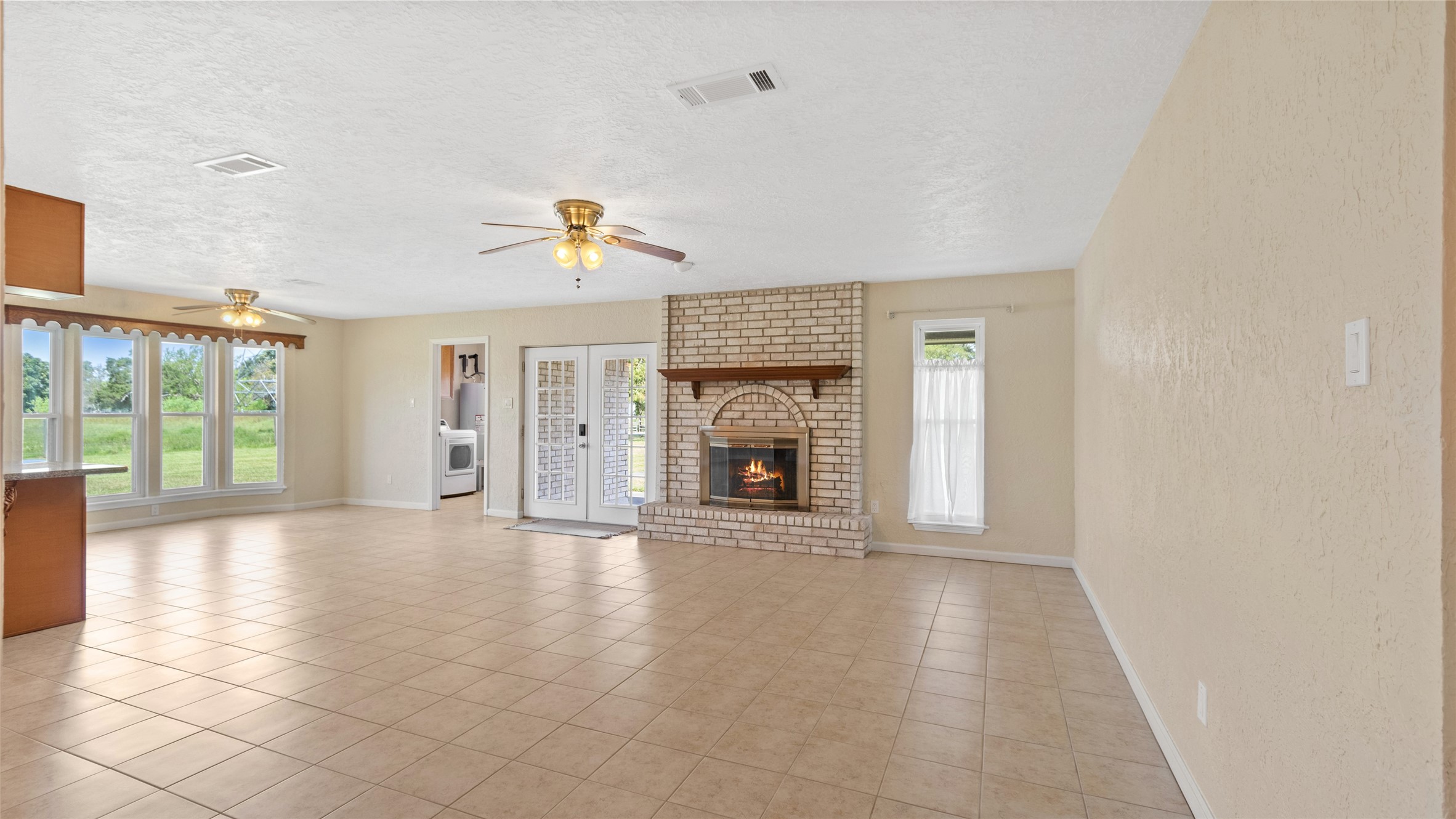 2915 Cemetery Road Property Photo 4
