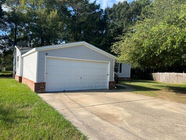 16450 Kyle Reid Court Property Photo 3