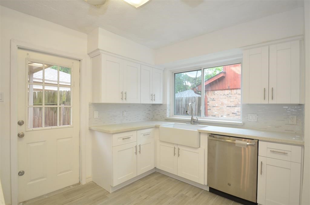 2822 River Birch Drive Property Photo 3