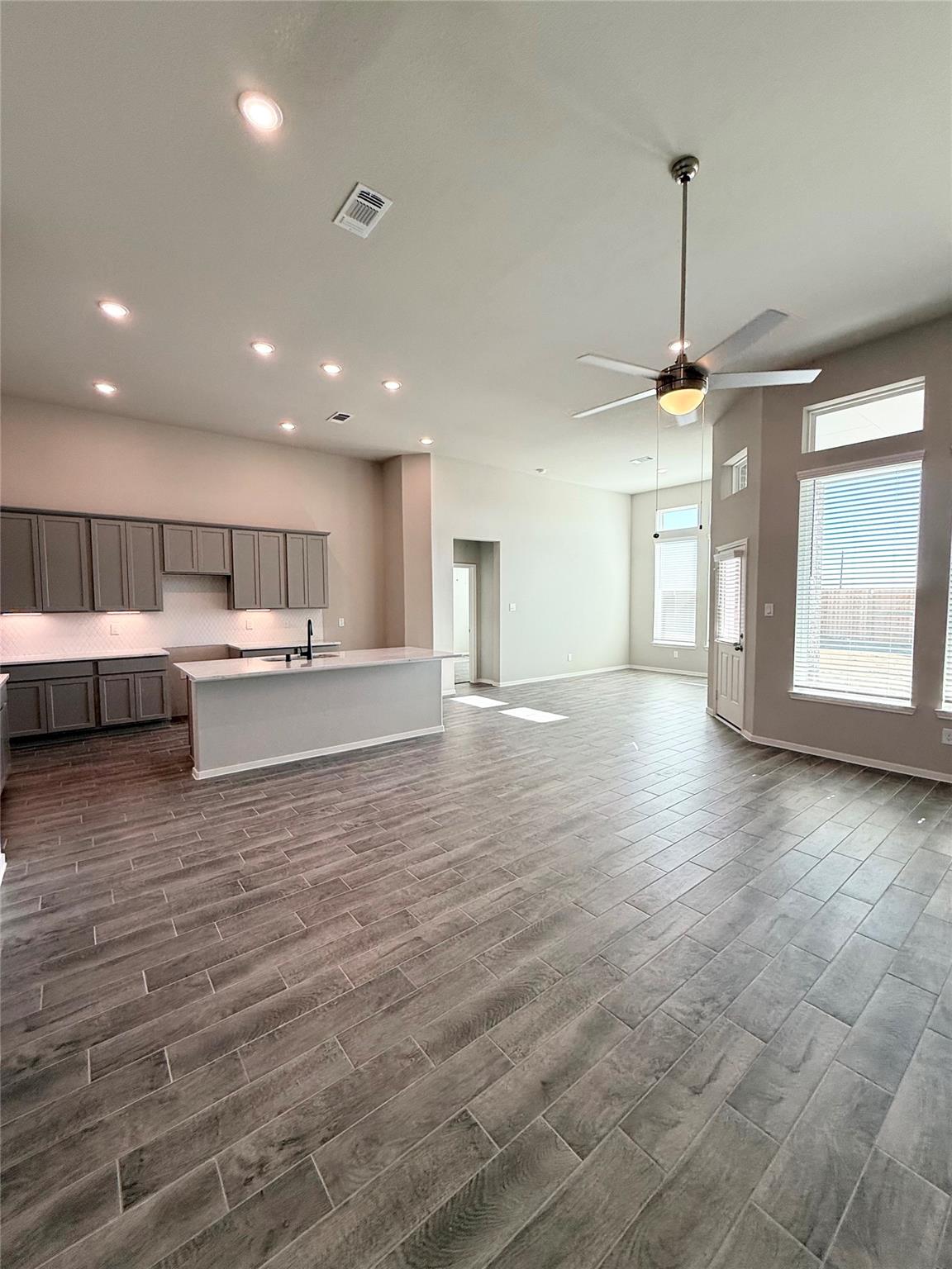 2502 Shallow Lake Lane, Iowa Colony Tx 77583 Property Photo 7