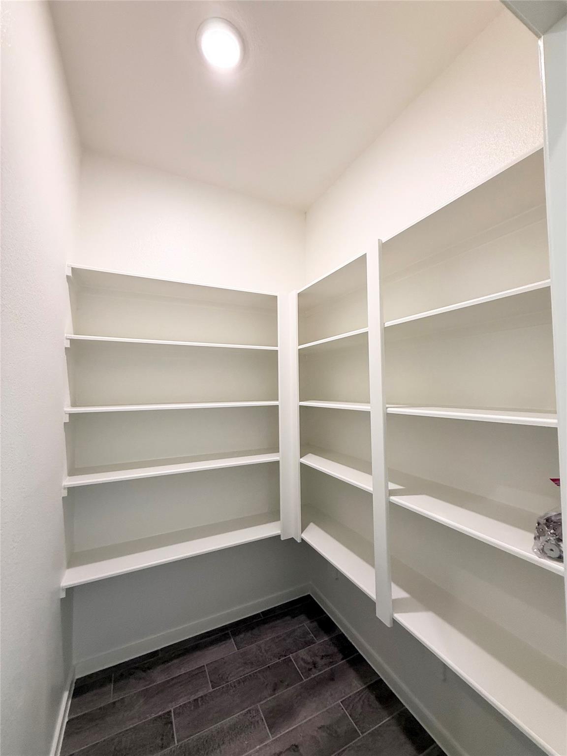 2502 Shallow Lake Lane, Iowa Colony Tx 77583 Property Photo 12