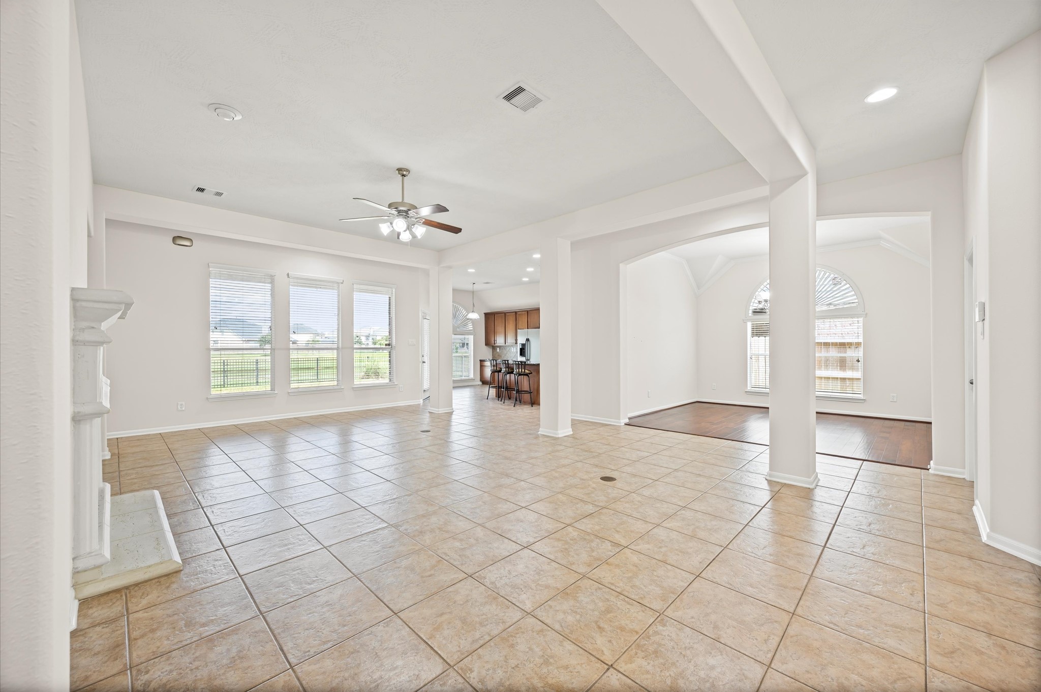 21511 Avalon Queen Drive Property Photo 7