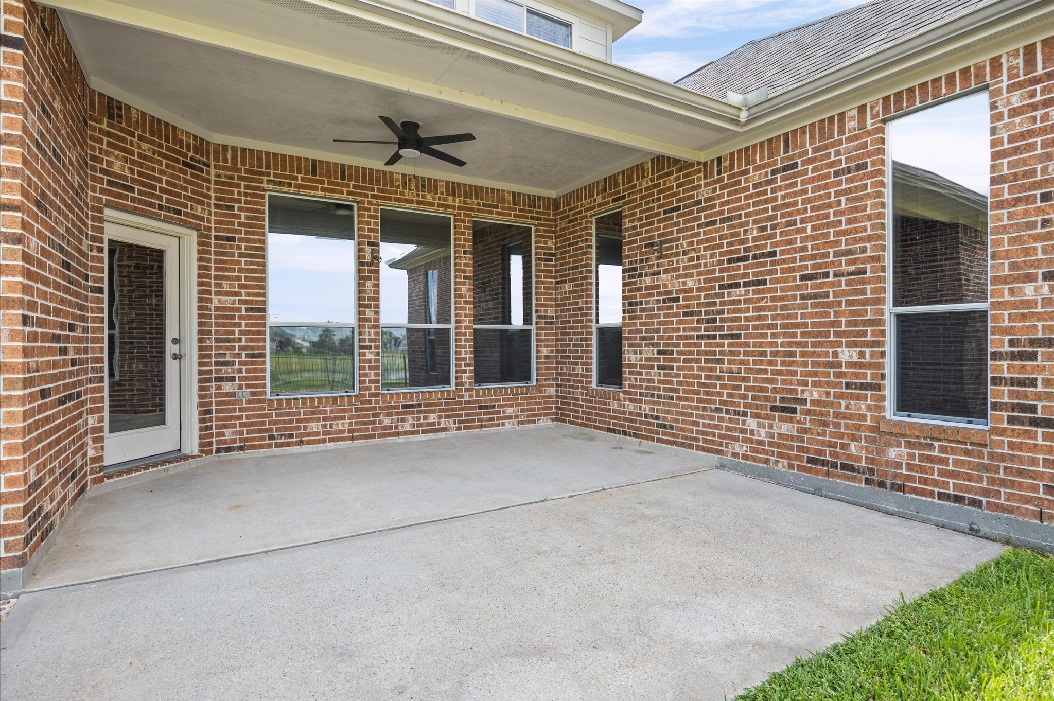 21511 Avalon Queen Drive Property Photo 27