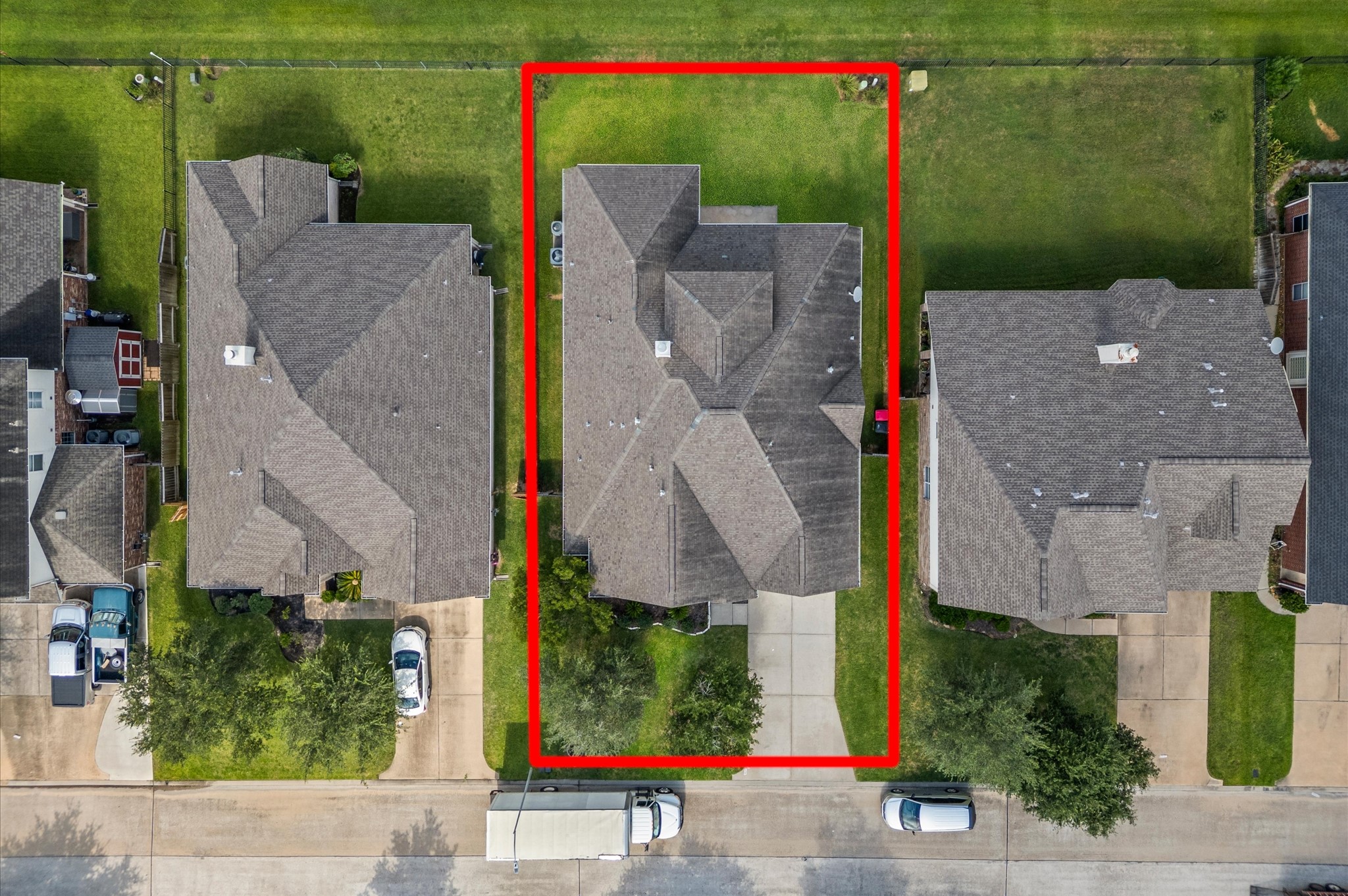 21511 Avalon Queen Drive Property Photo 35