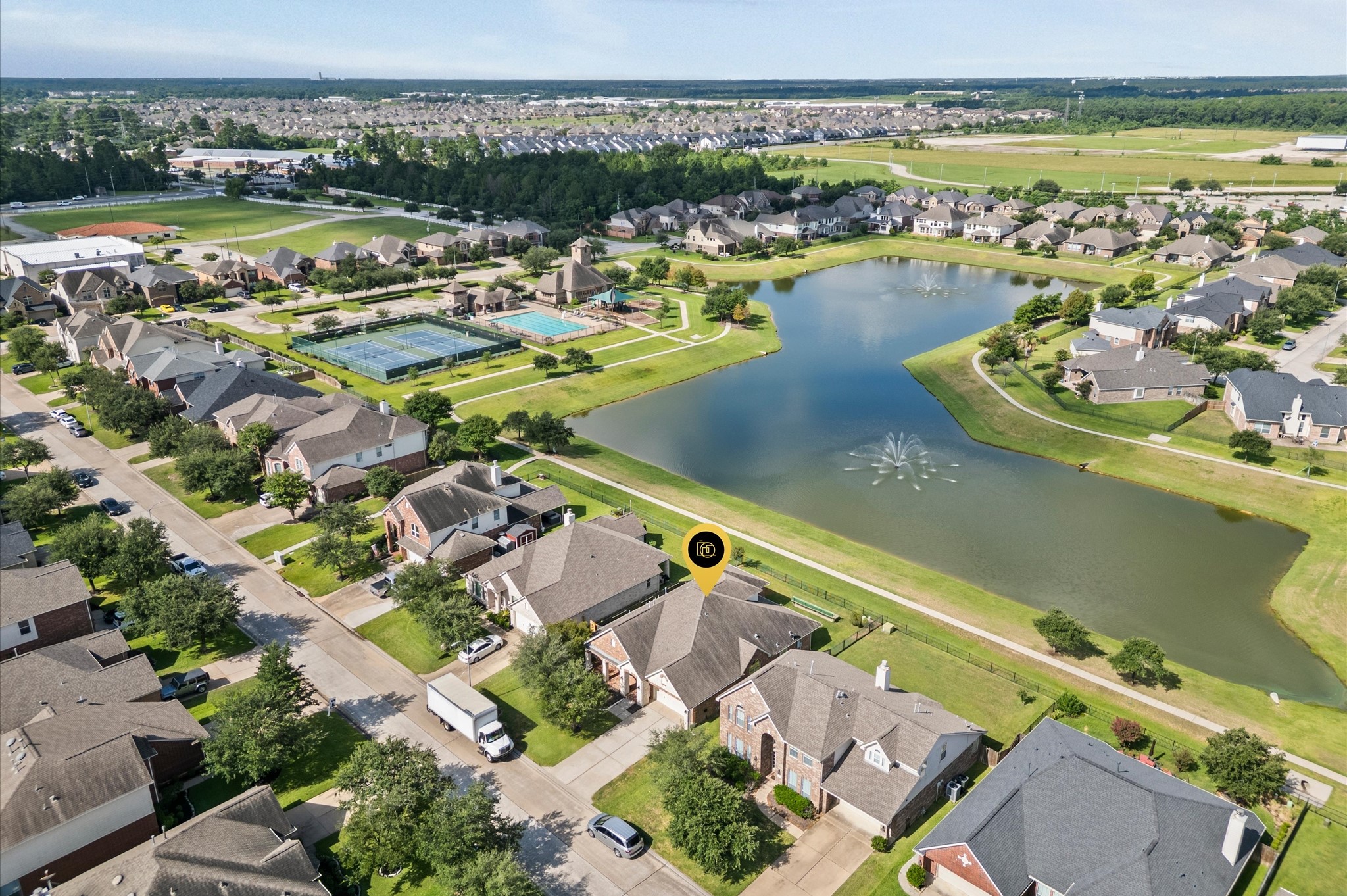 21511 Avalon Queen Drive Property Photo 37