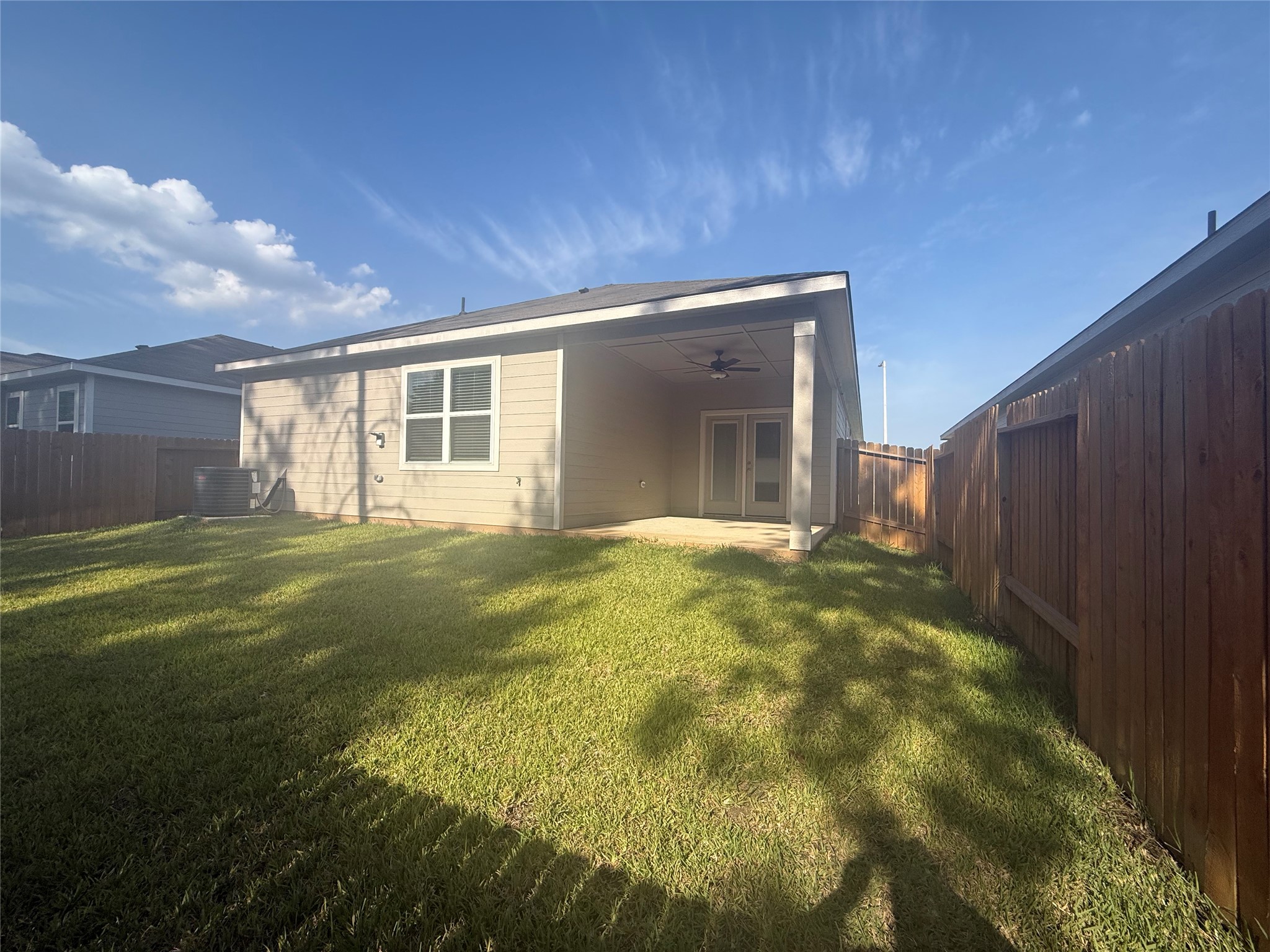 15415 Maple Terrace Drive Property Photo 2