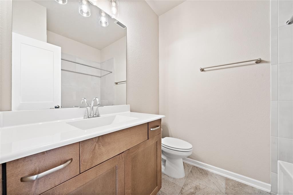 29202 Everett Ridge Lane Property Photo 11