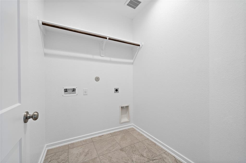 29202 Everett Ridge Lane Property Photo 18