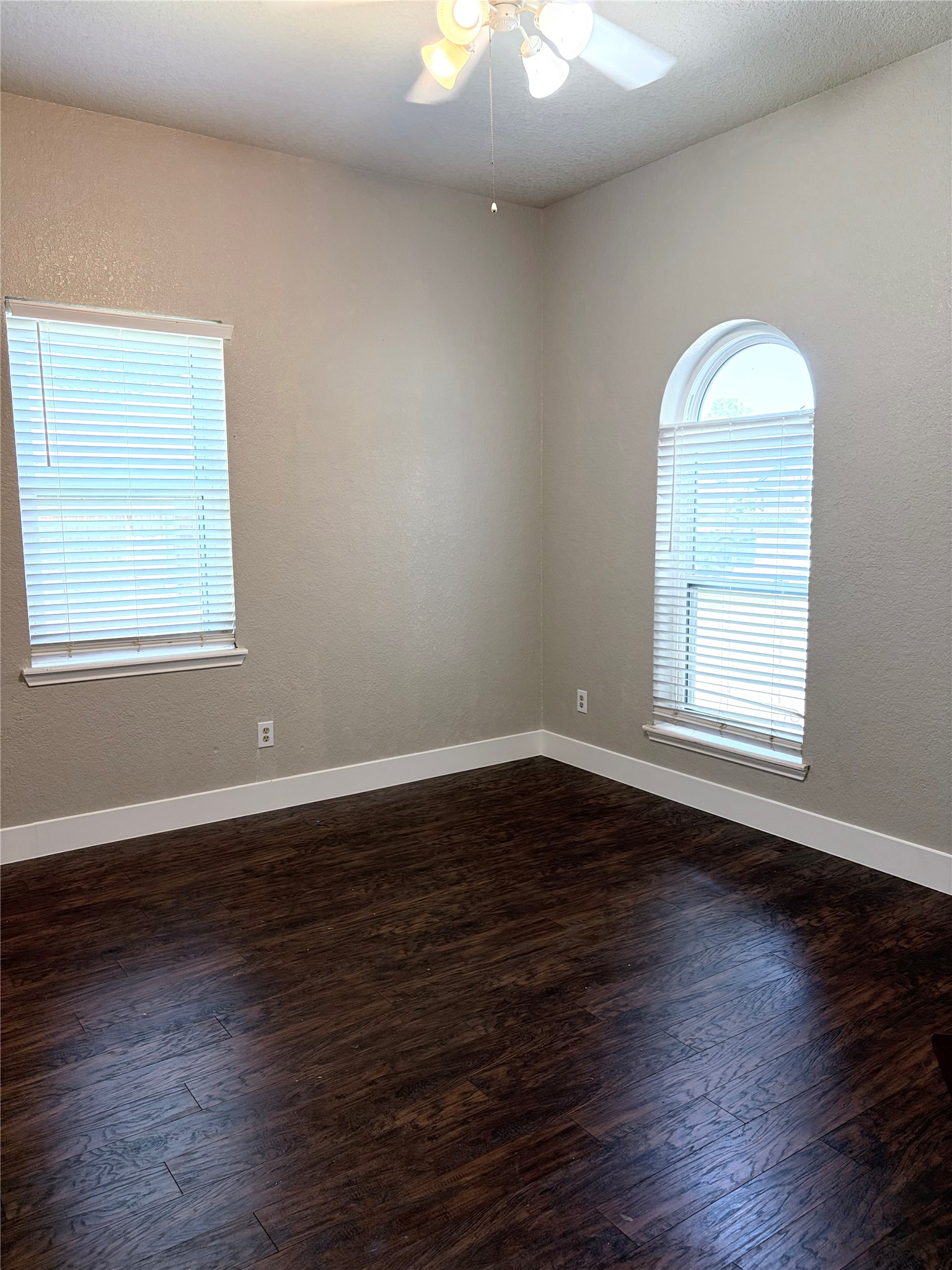 3230 W Meadow Lane Property Photo 18
