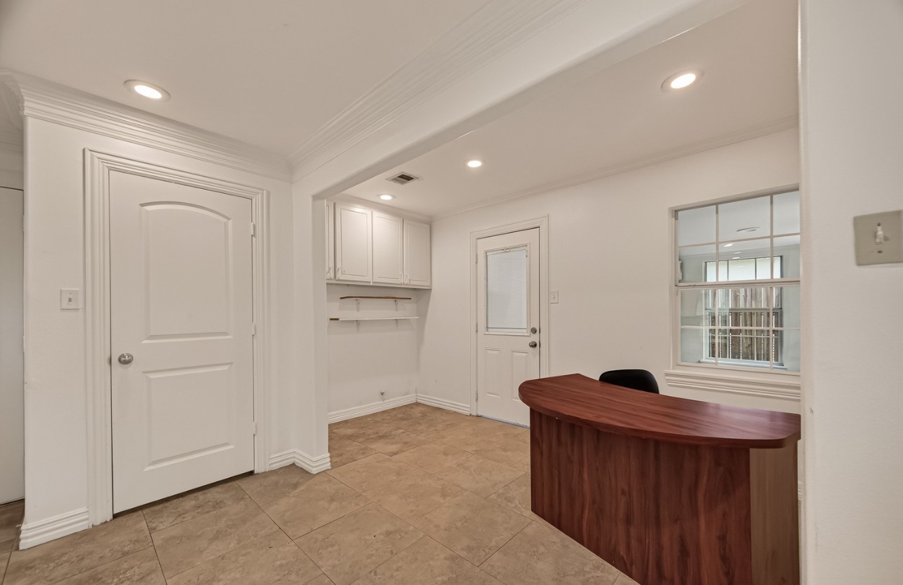 8522 Westview Drive Property Photo 15
