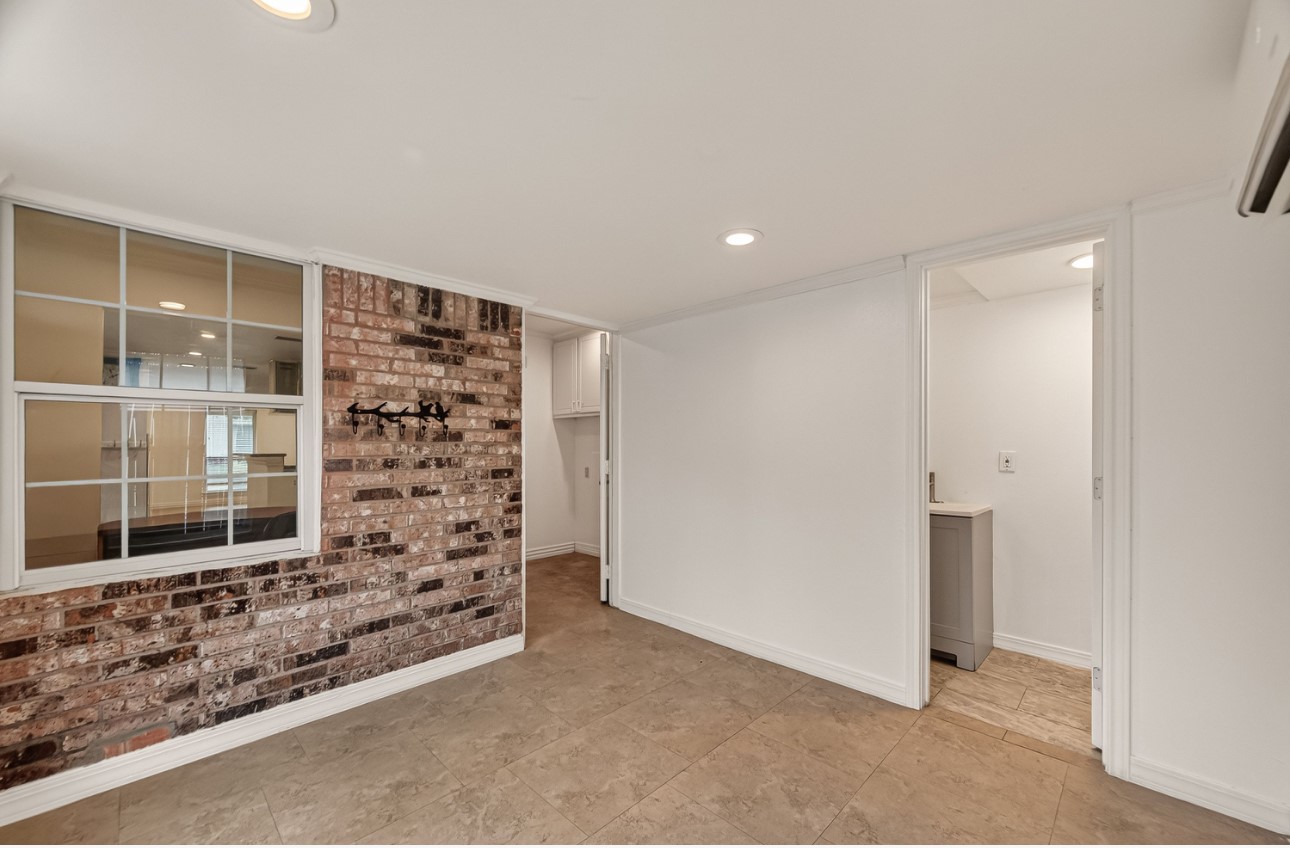 8522 Westview Drive Property Photo 17
