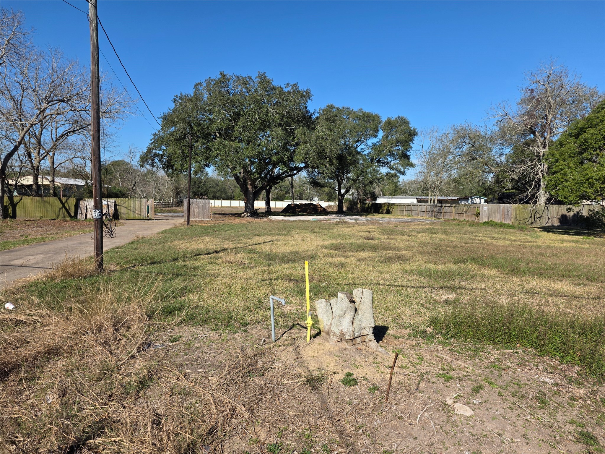 414 Gordy Road Property Photo 2