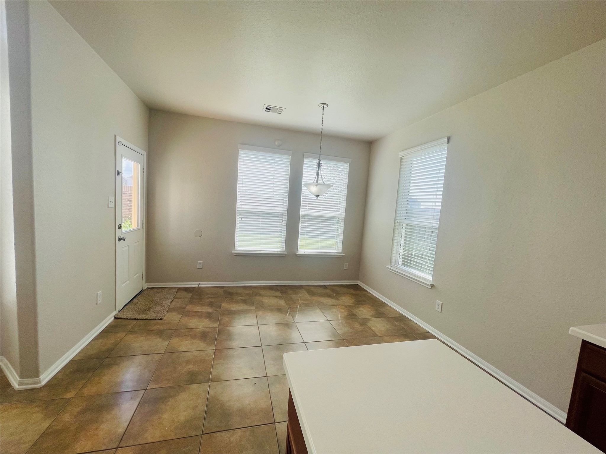4702 Sedgewood Drive Property Photo 9