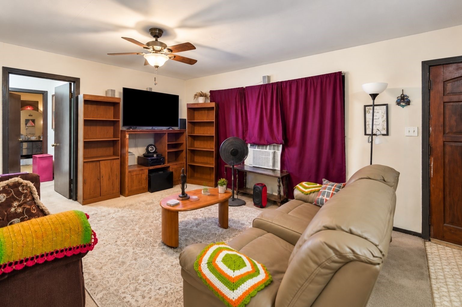 1406 Algee Street Property Photo 8