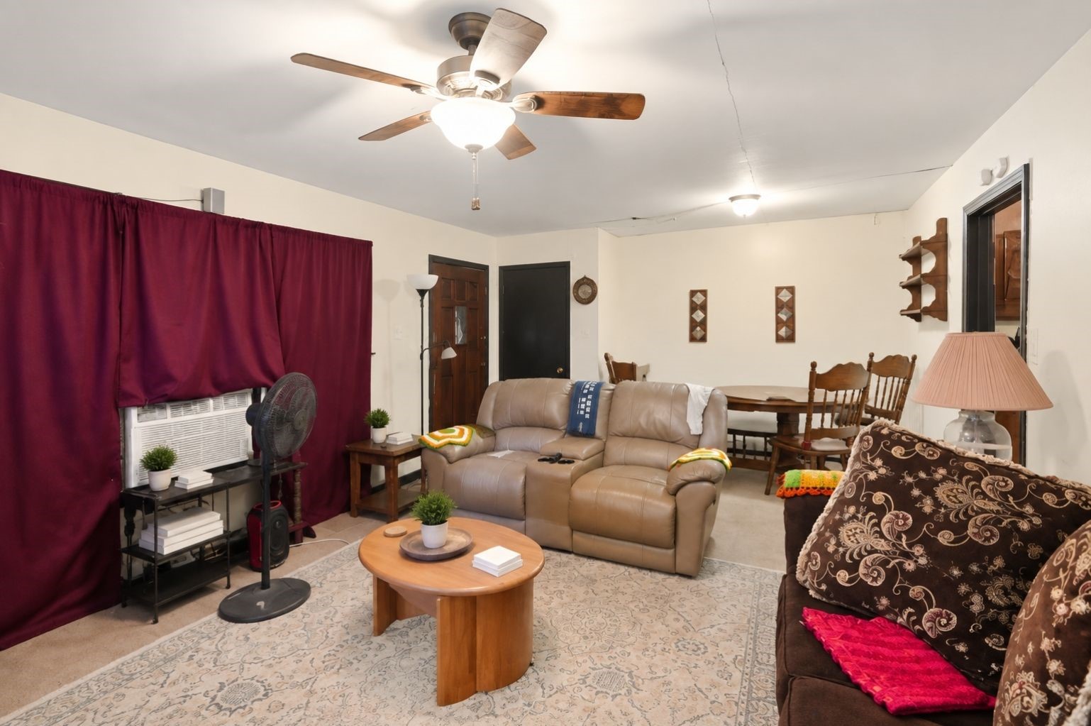 1406 Algee Street Property Photo 10
