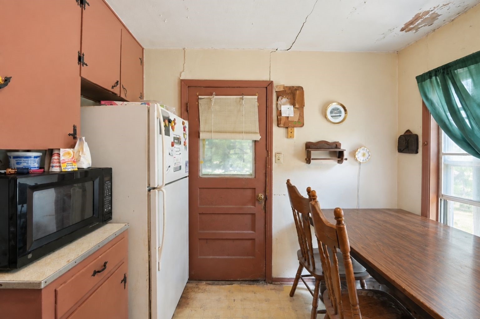 1406 Algee Street Property Photo 11