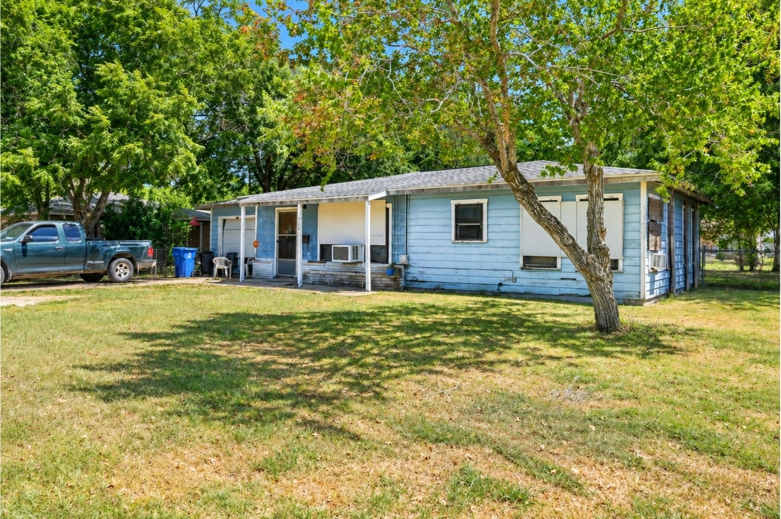 1406 Algee Street Property Photo 24