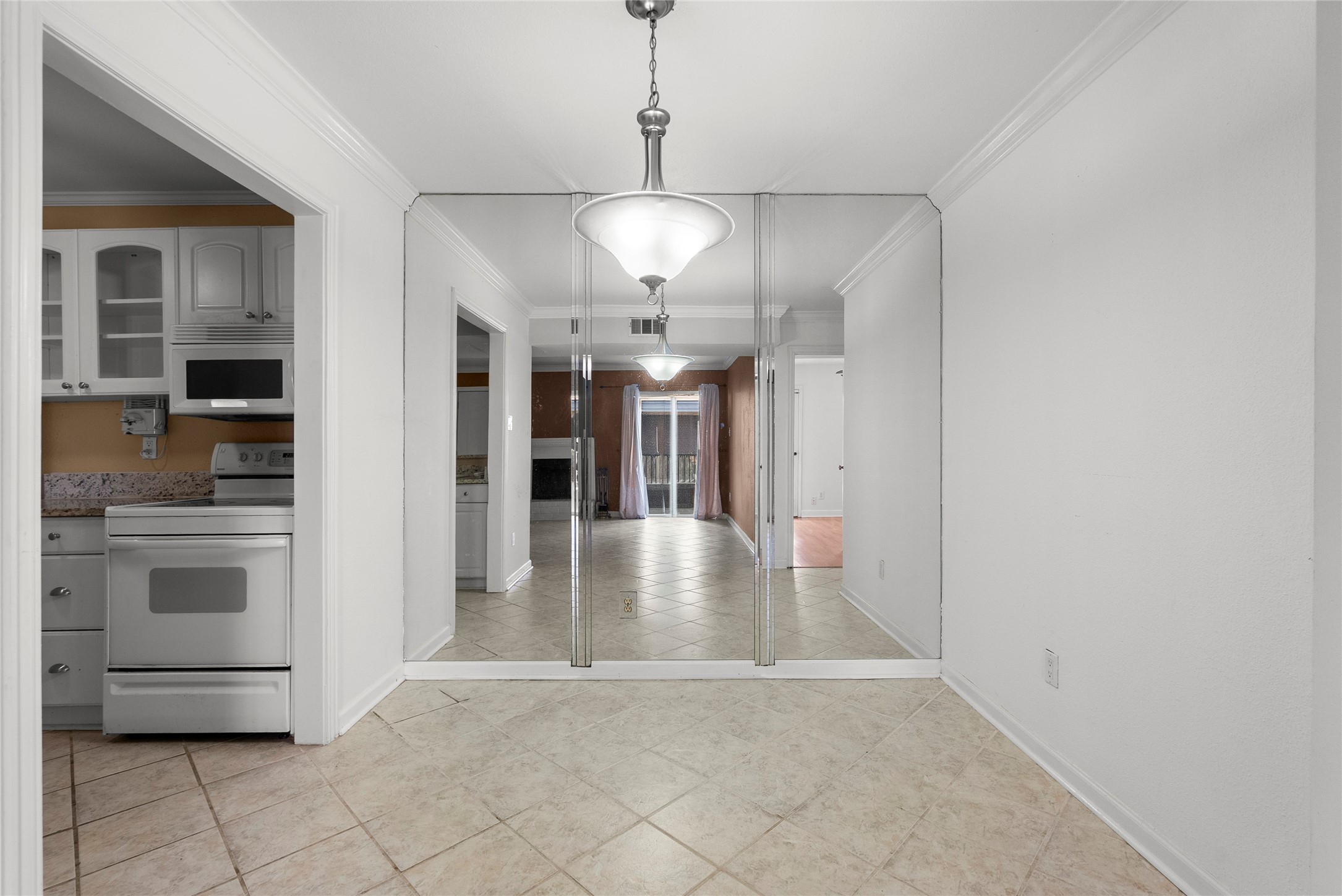 18515 Egret Bay Boulevard 1103 Property Photo 8