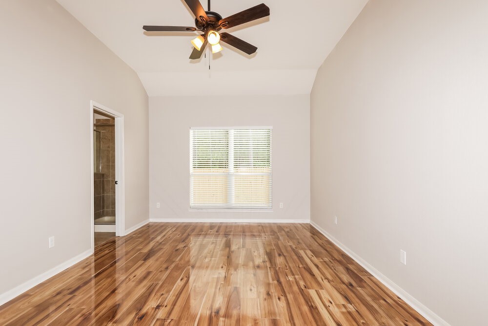 18415 Sunrise Maple Drive Property Photo 11