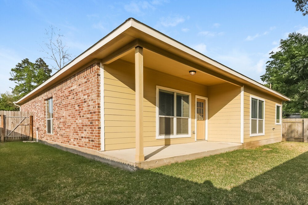 18415 Sunrise Maple Drive Property Photo 16