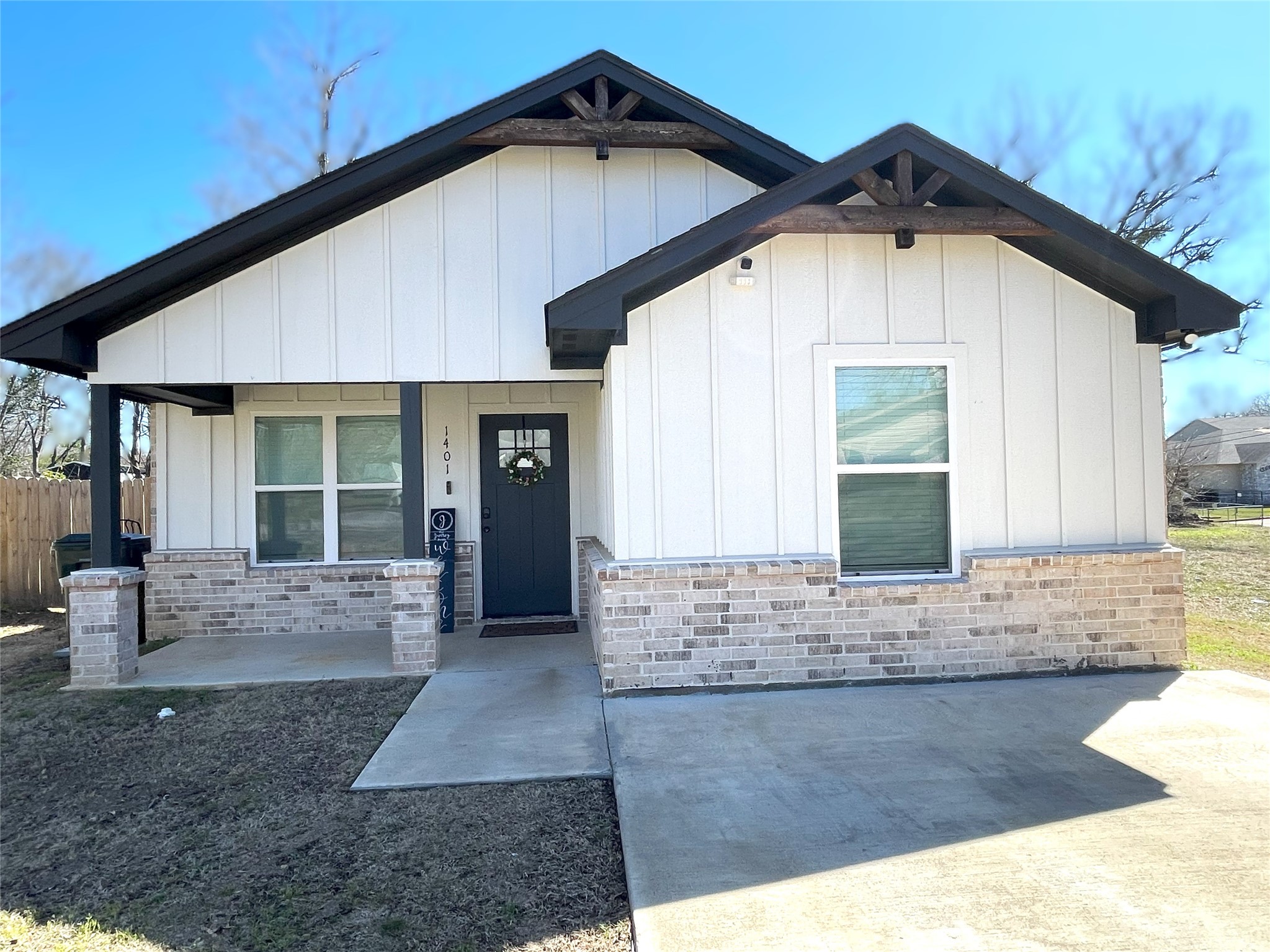 255- Tyler Real Estate Listings Main Image