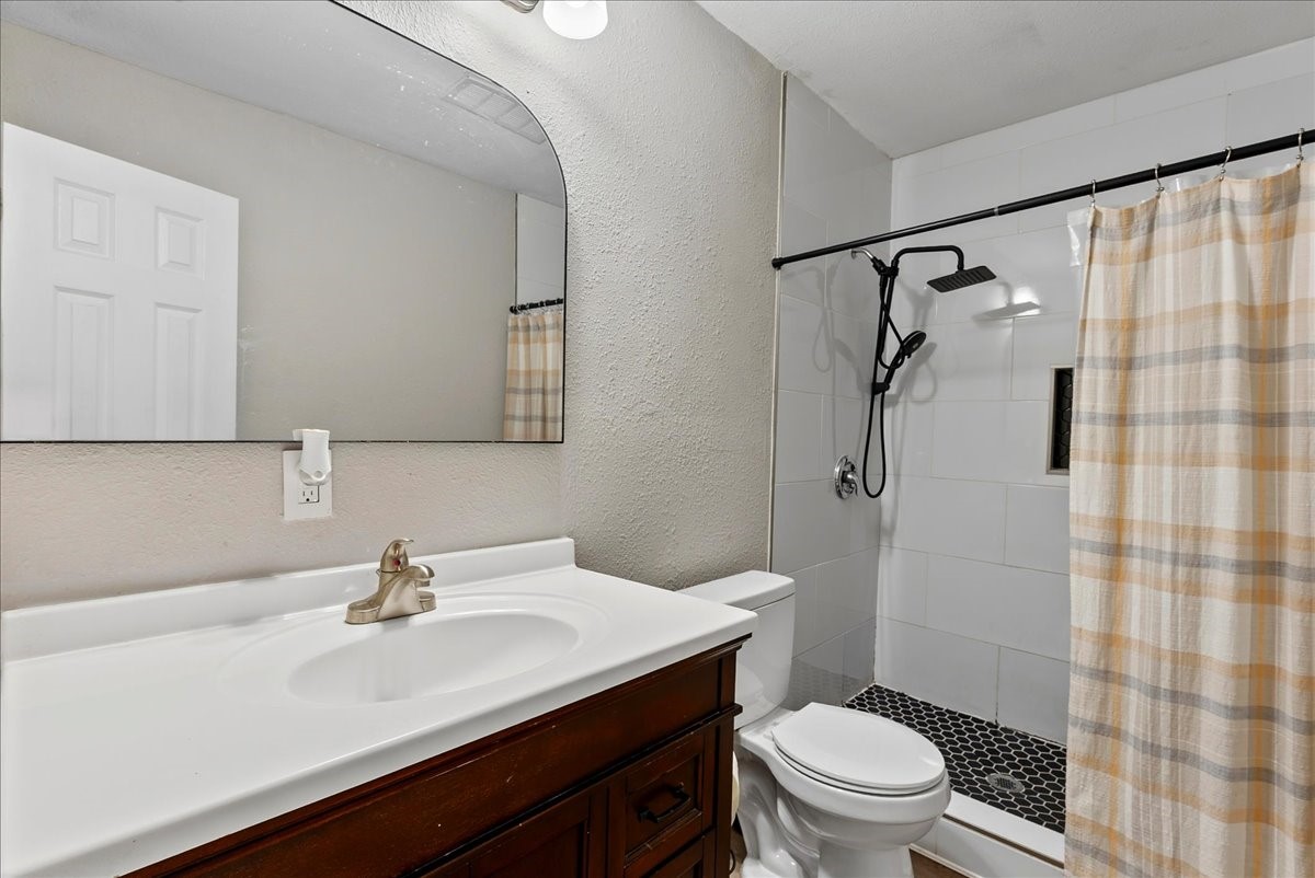 1702 Alabama Street Property Photo 21