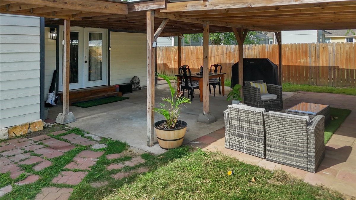 1702 Alabama Street Property Photo 28