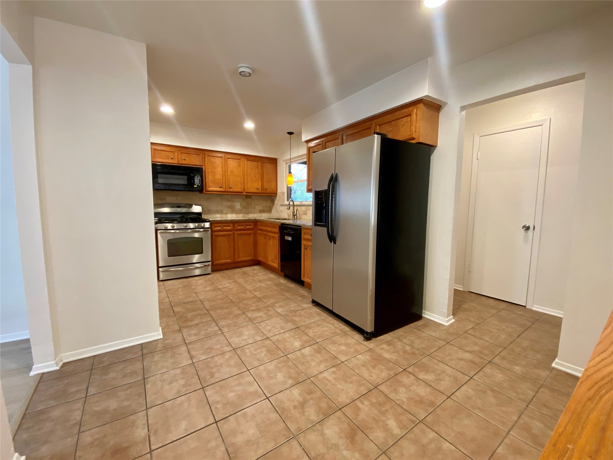 2 N Waxberry Road Property Photo 8