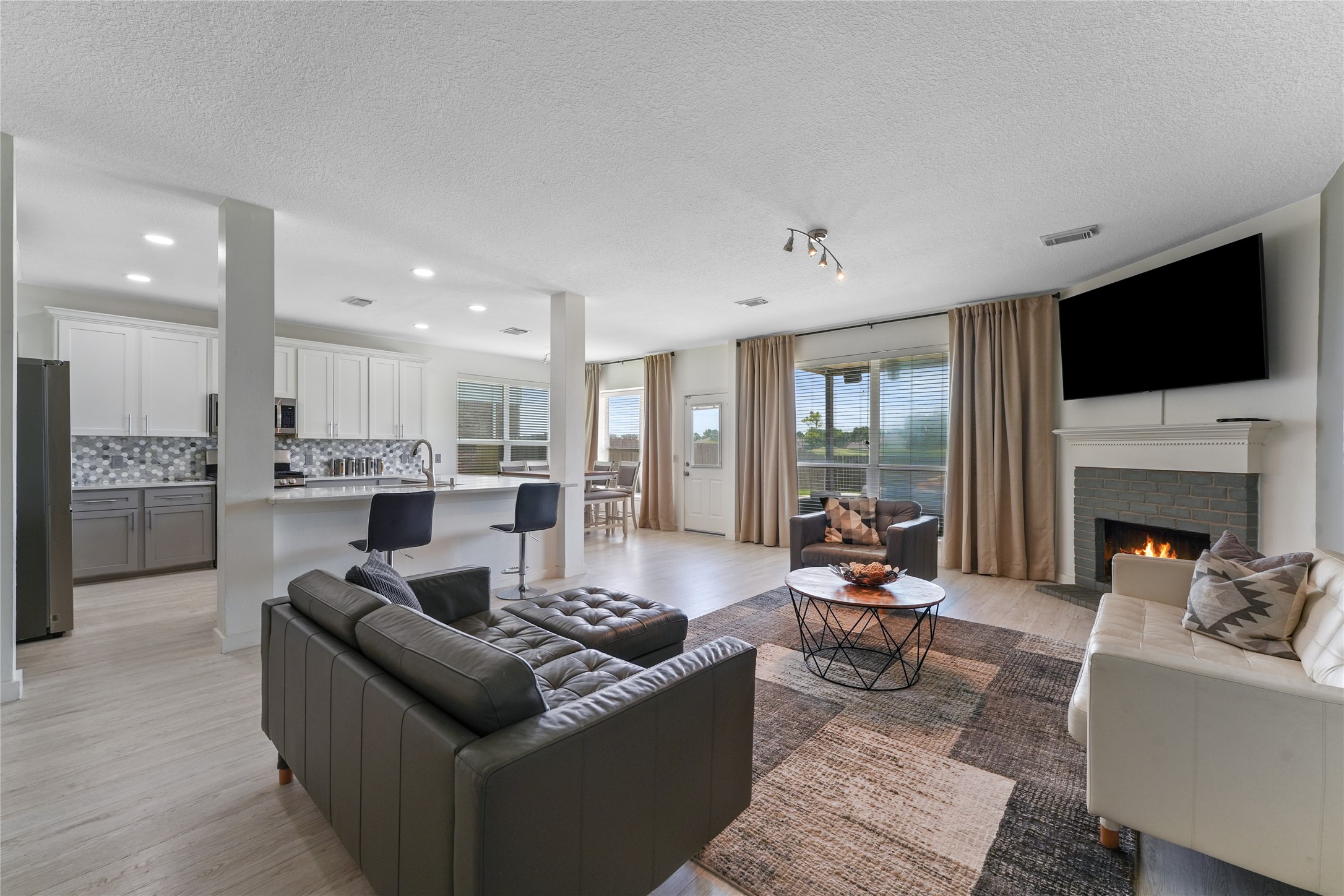 10522 Badger Canyon Drive Property Photo 5