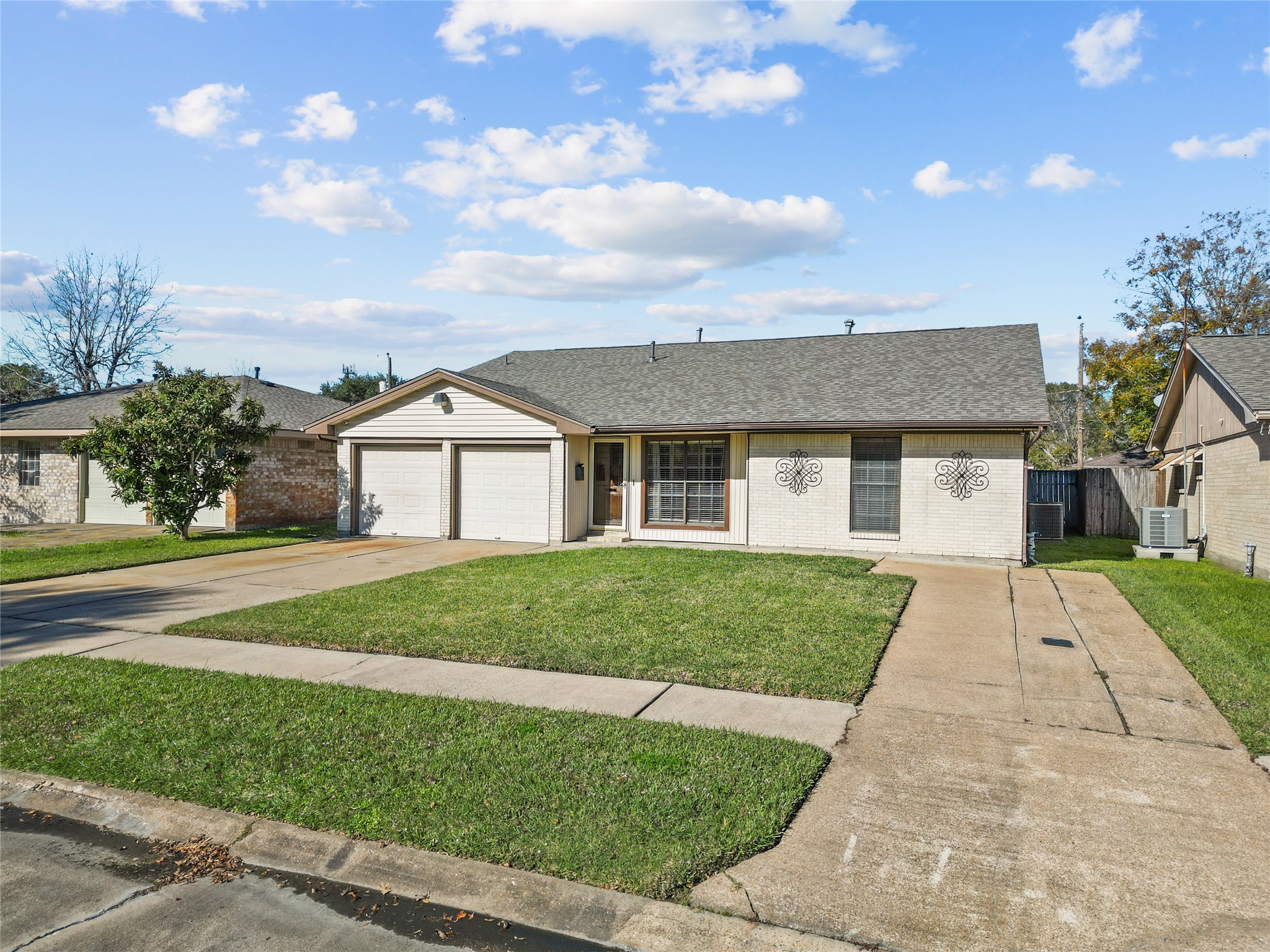 3309 Westbrook Circle Property Photo