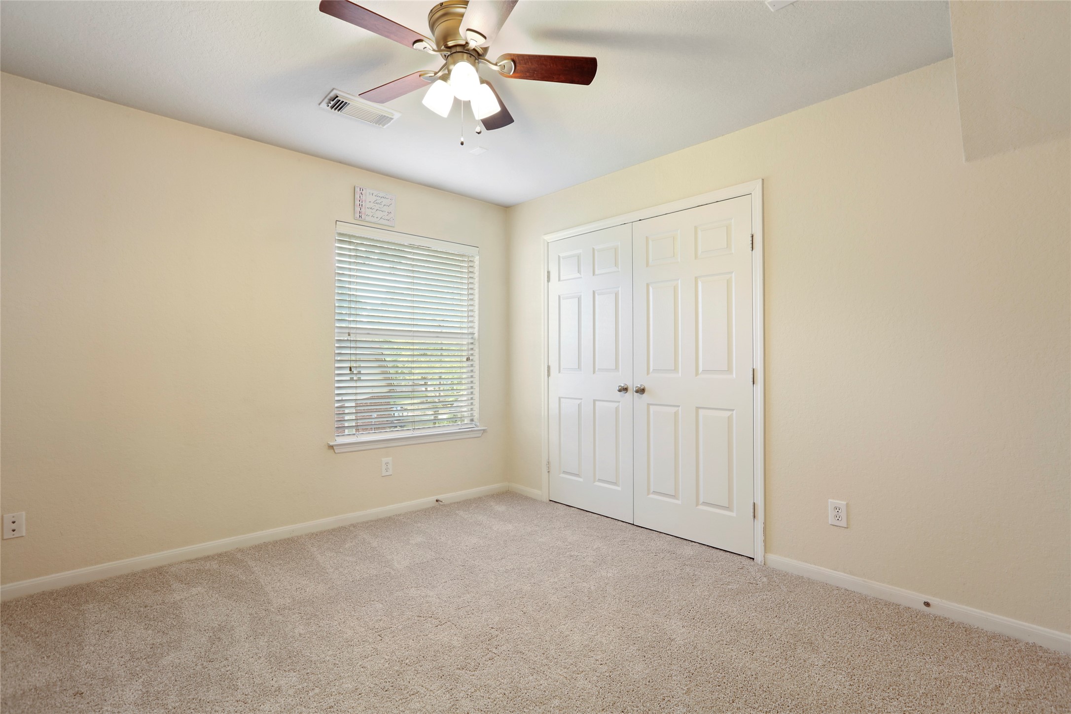 31 Ginger Springs Place Property Photo 12