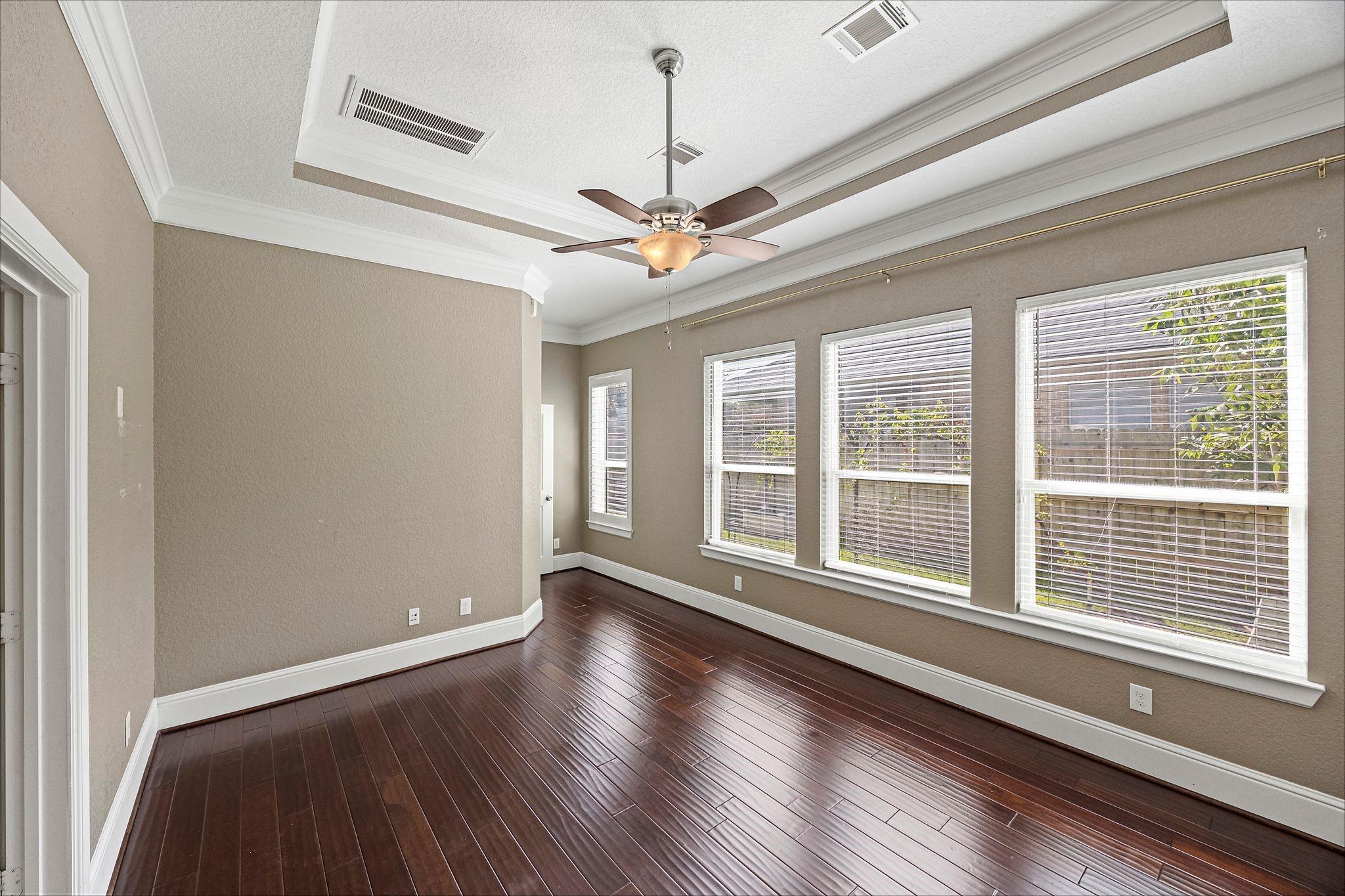 6518 Dallerton St Property Photo 20