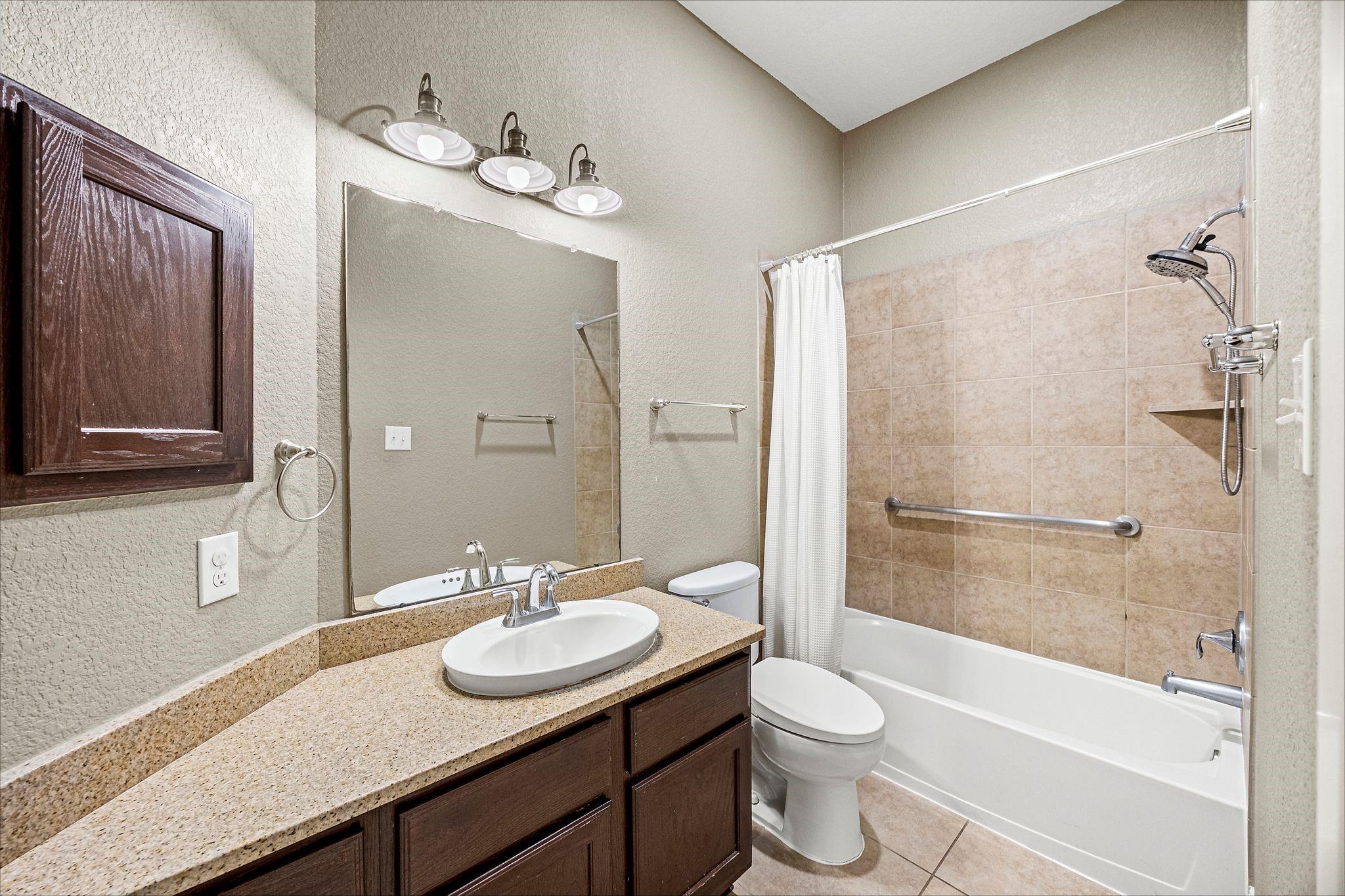 6518 Dallerton St Property Photo 29