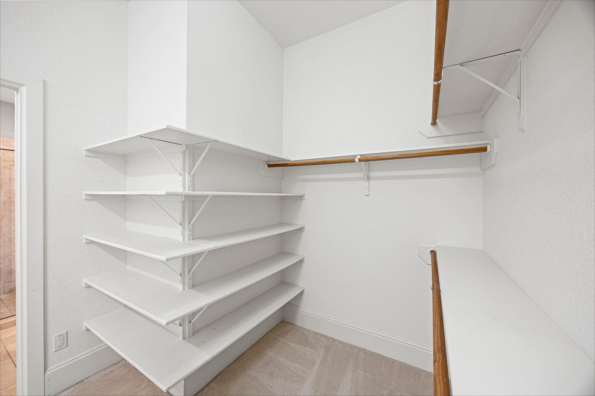 6518 Dallerton St Property Photo 34