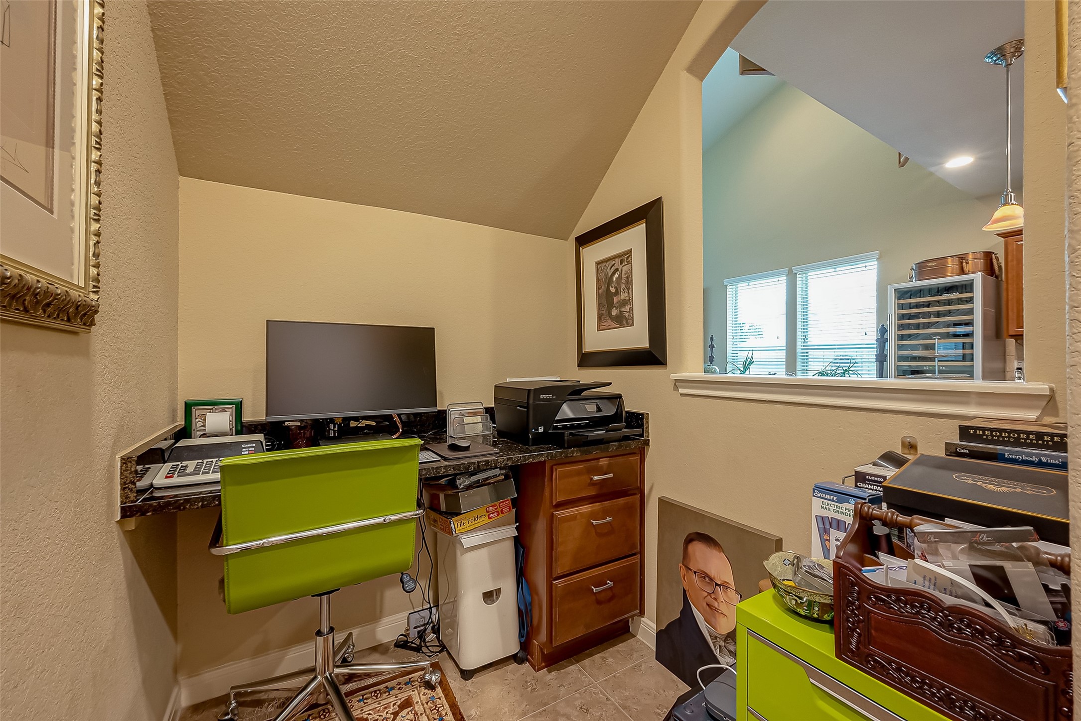 6415 Burgess Heights Lane Property Photo 7