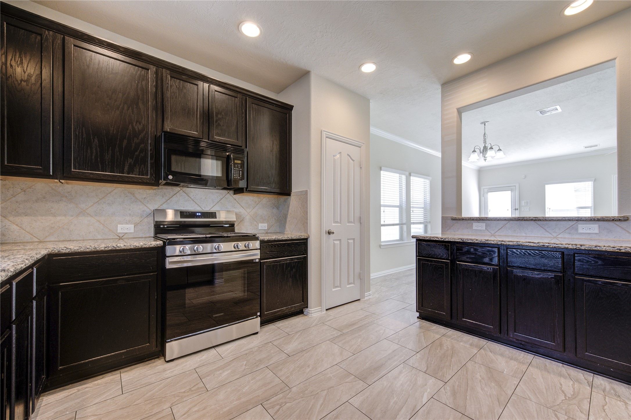 16723 Mammoth Springs Drive Property Photo 13