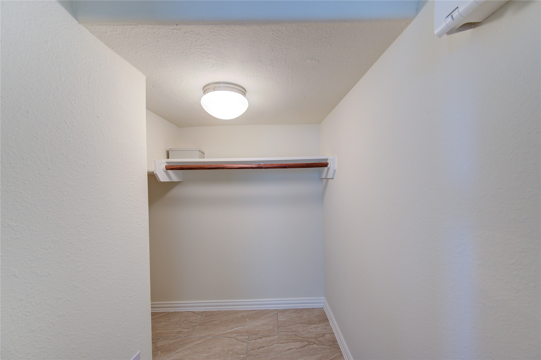 16723 Mammoth Springs Drive Property Photo 19
