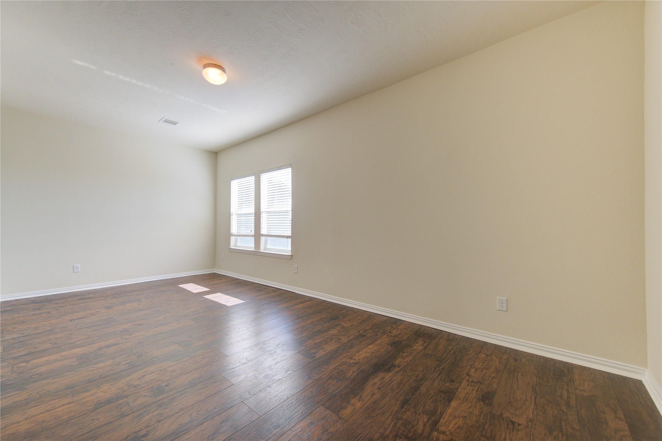 16723 Mammoth Springs Drive Property Photo 32