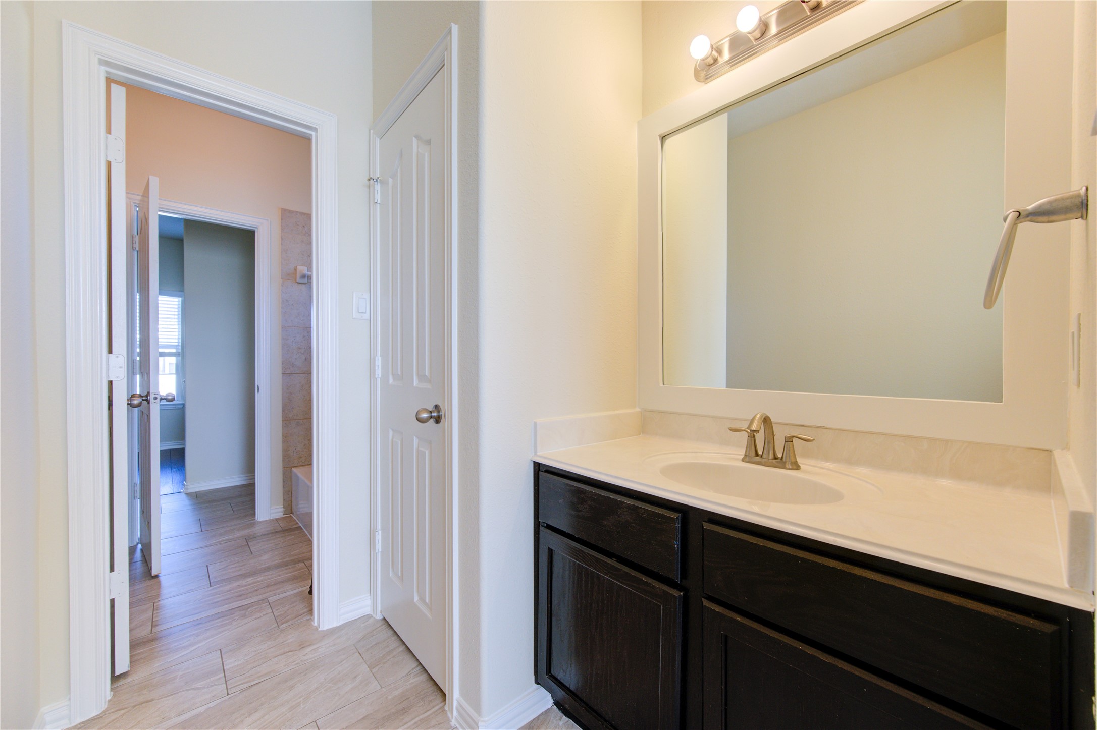 16723 Mammoth Springs Drive Property Photo 33