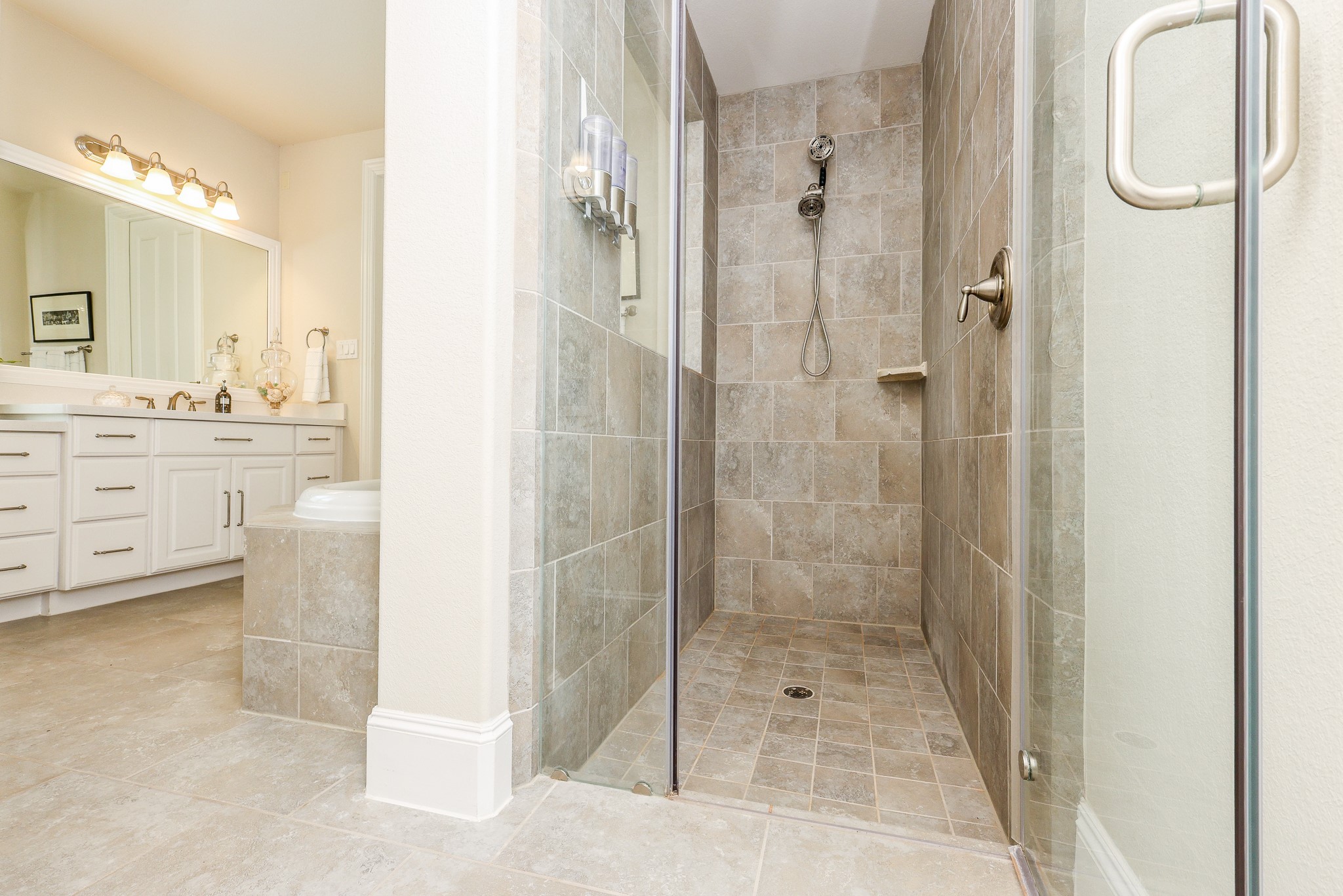 4715 Trickle Creek Court Property Photo 37