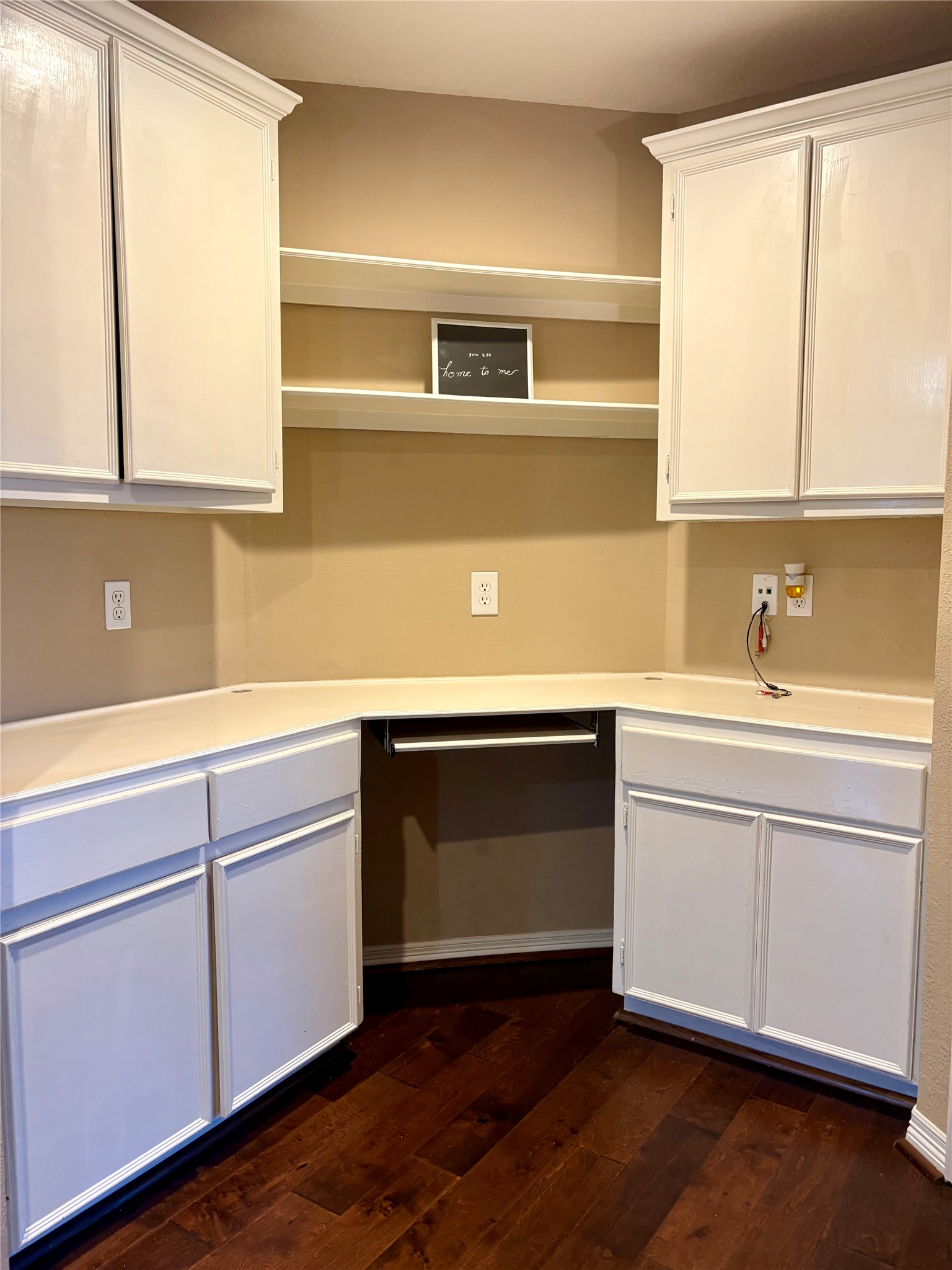 5607 Eagle Sky Boulevard Property Photo 11