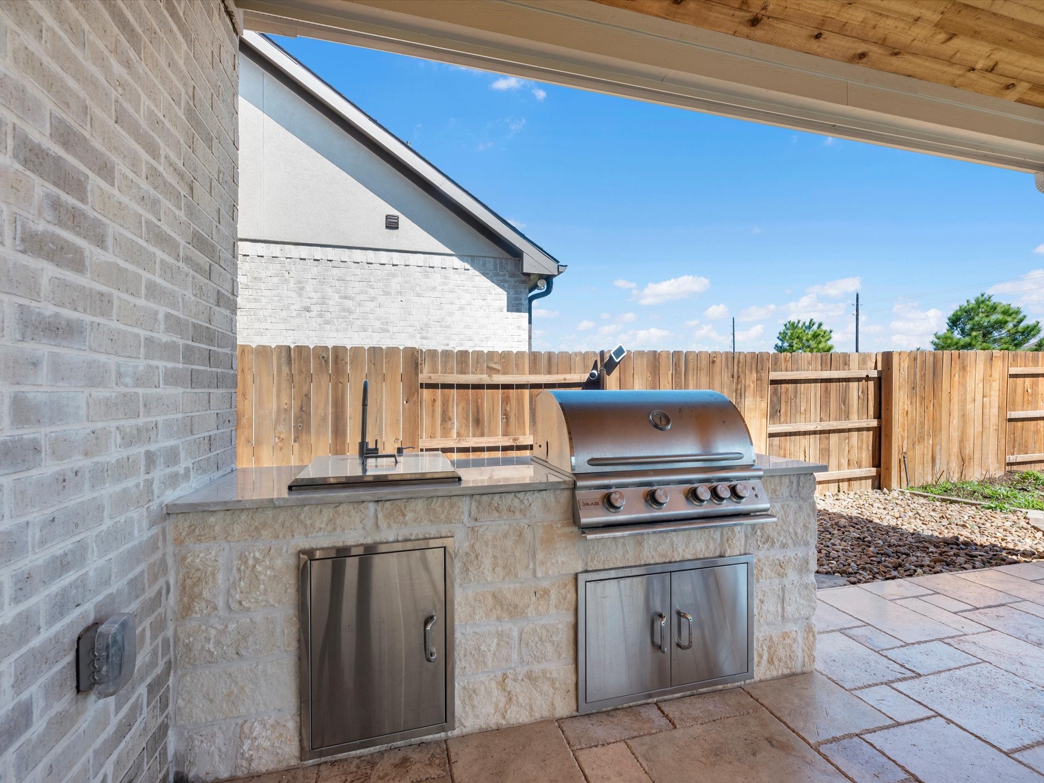 7310 Kingbird Cove Court Property Photo 16