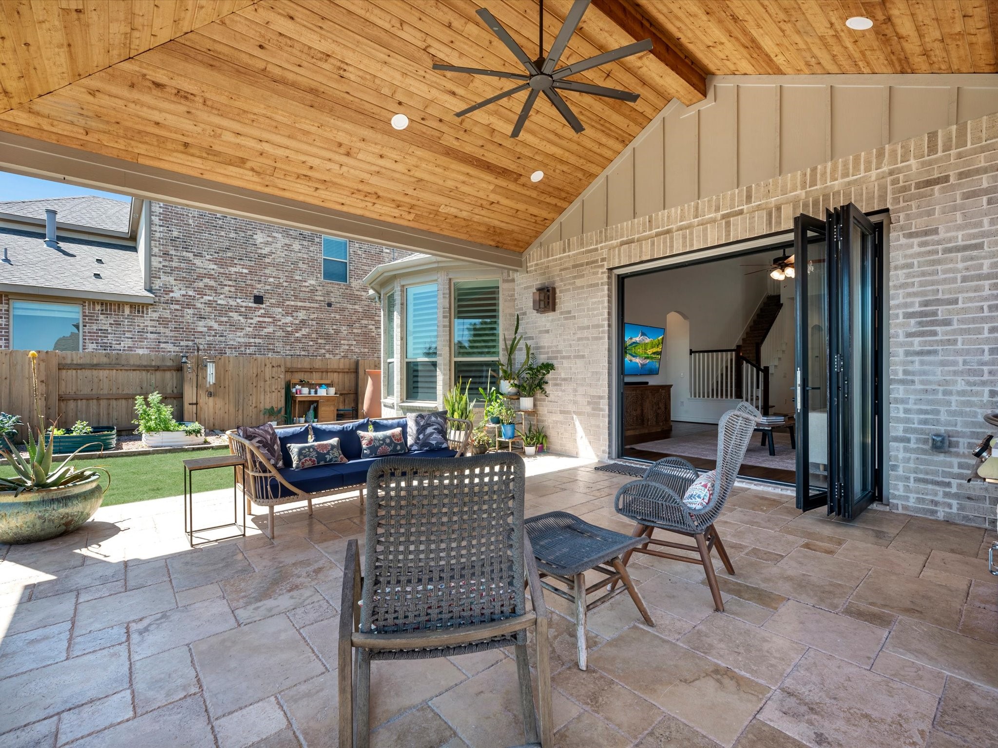 7310 Kingbird Cove Court Property Photo 19