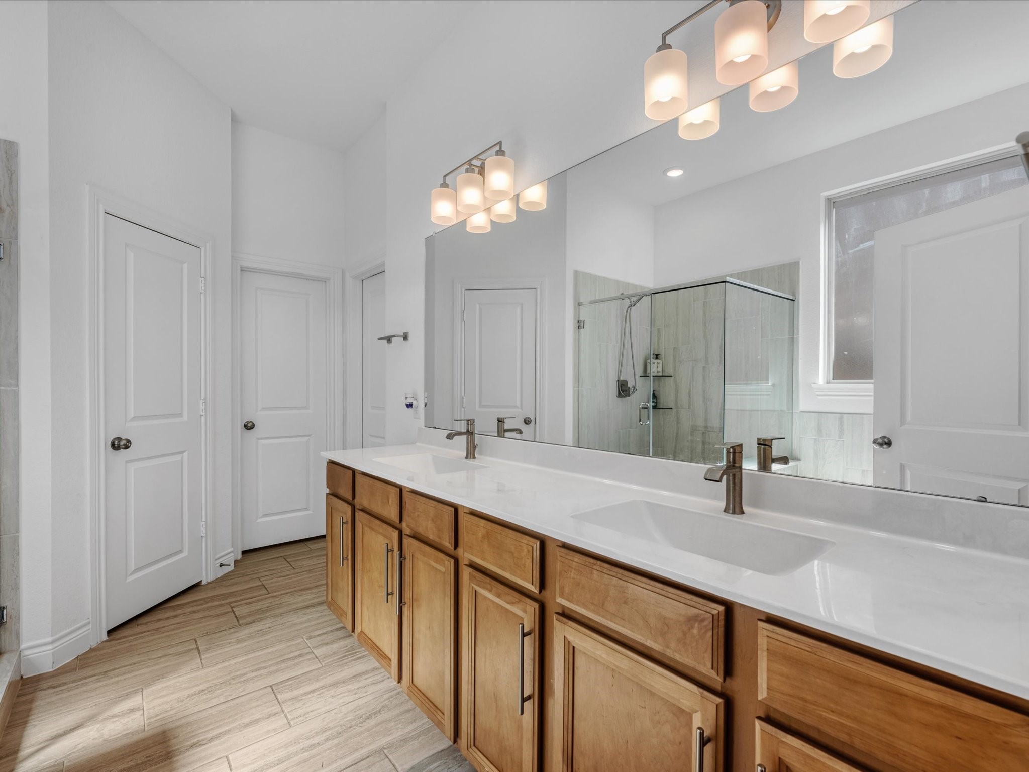 7310 Kingbird Cove Court Property Photo 28
