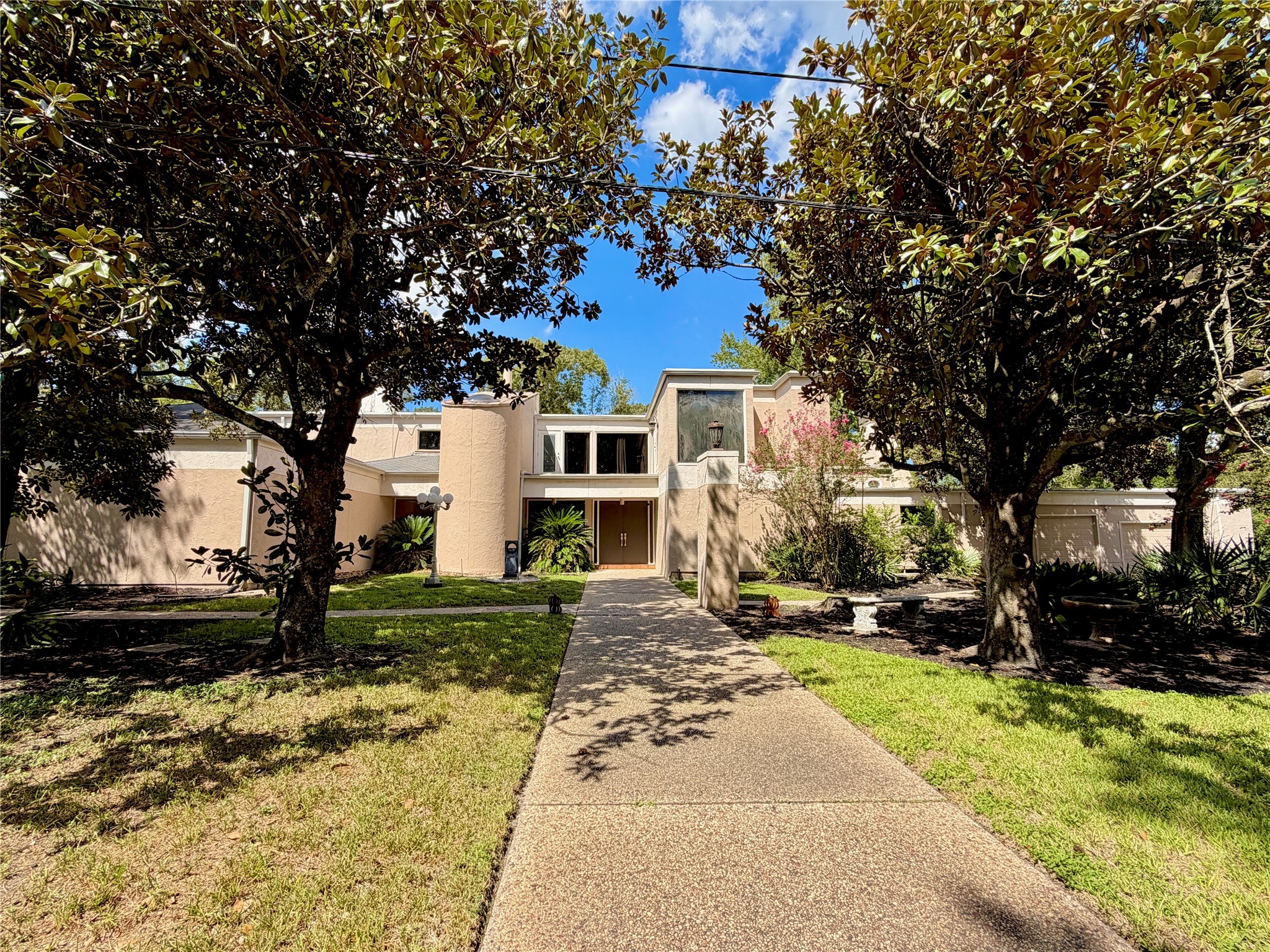 7 Winged Foot Drive Property Photo 1